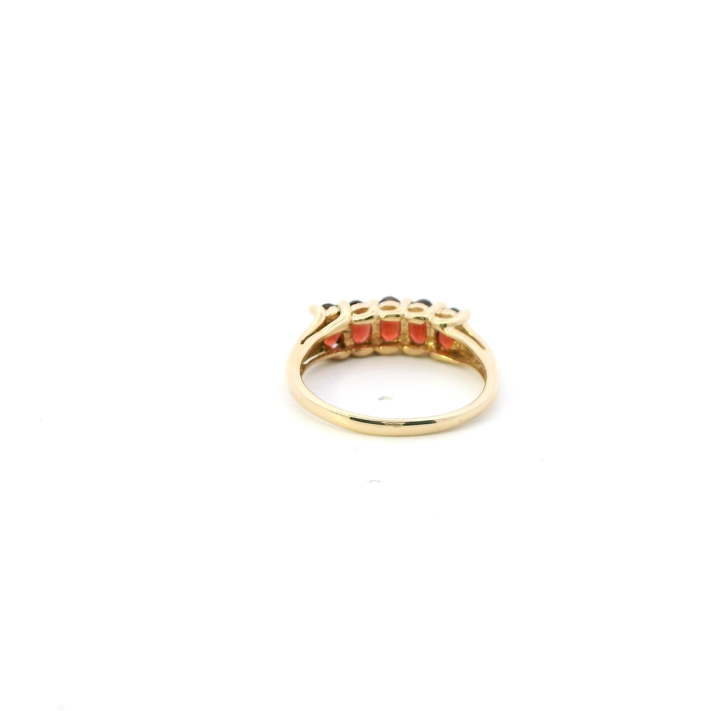 10K Yellow Gold Garnet Ring