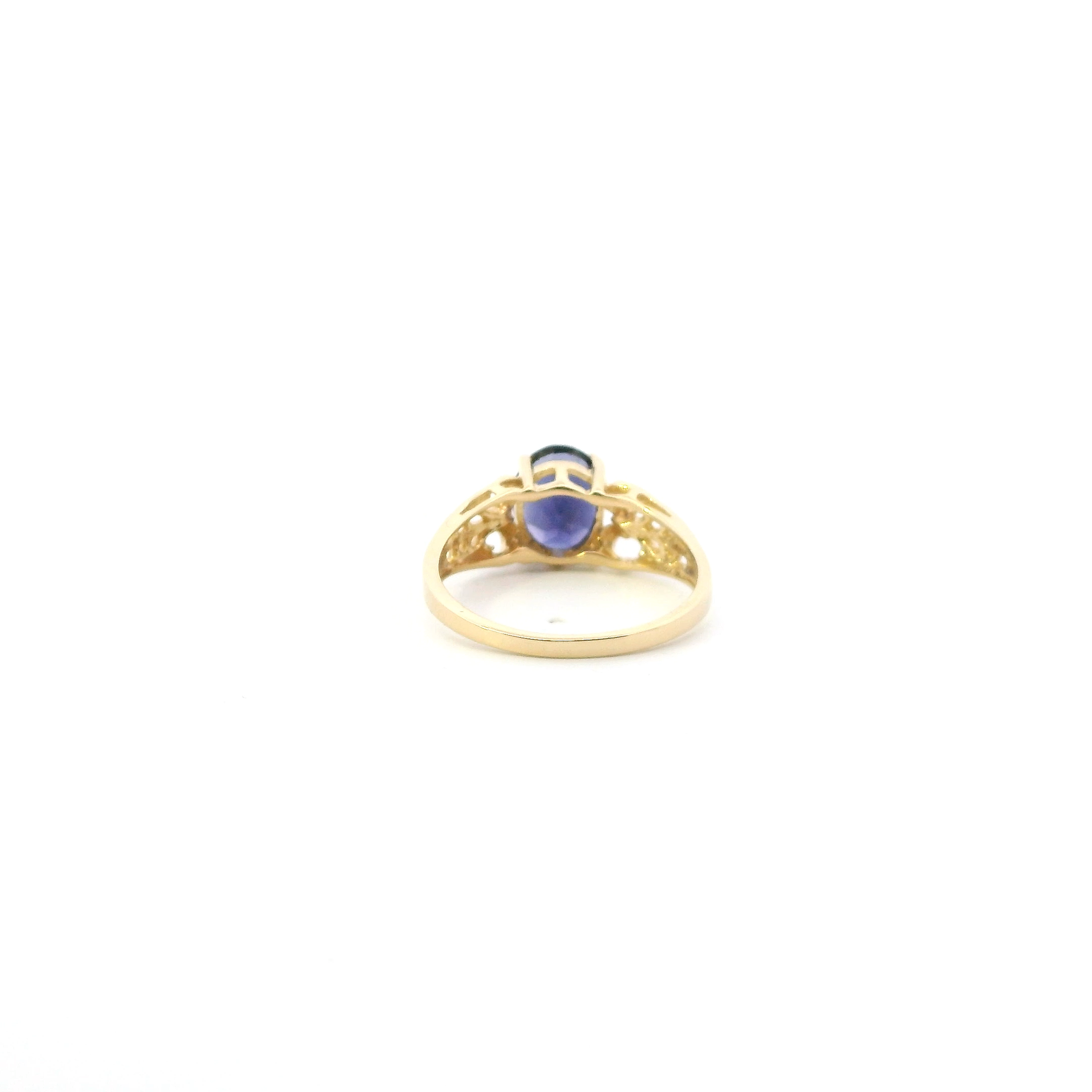 10K Yellow Gold Oval Iolite Womens Ring