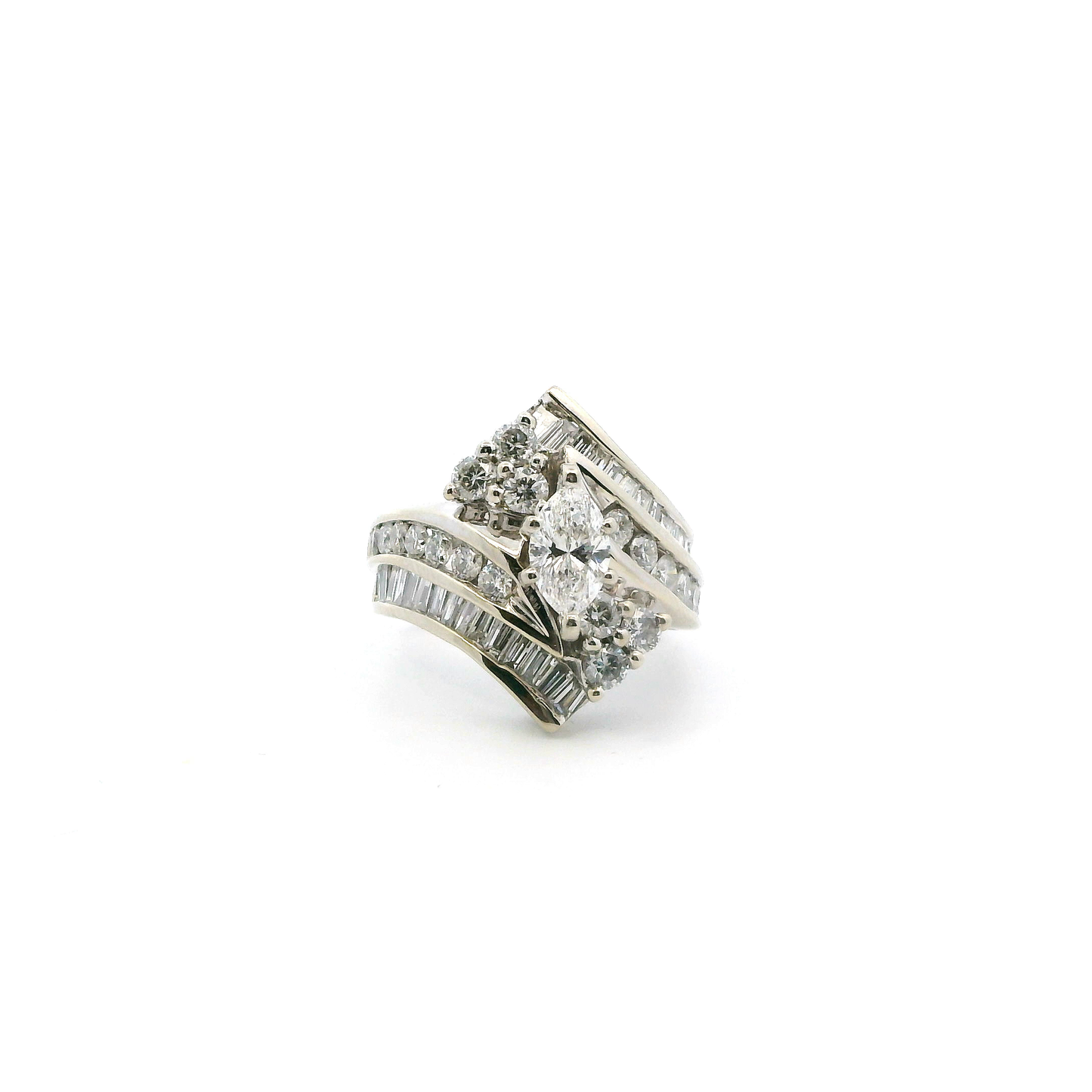 14K White Gold Diamond Womens Ring - 1.82ct