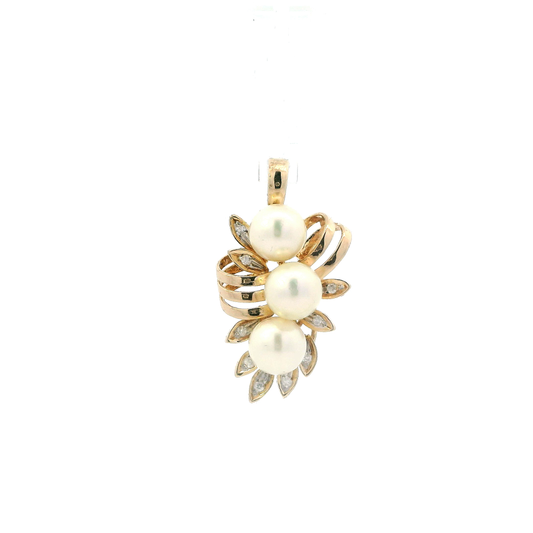 14K Yellow gold Pearl & Diamond Pendant - 0.09ct