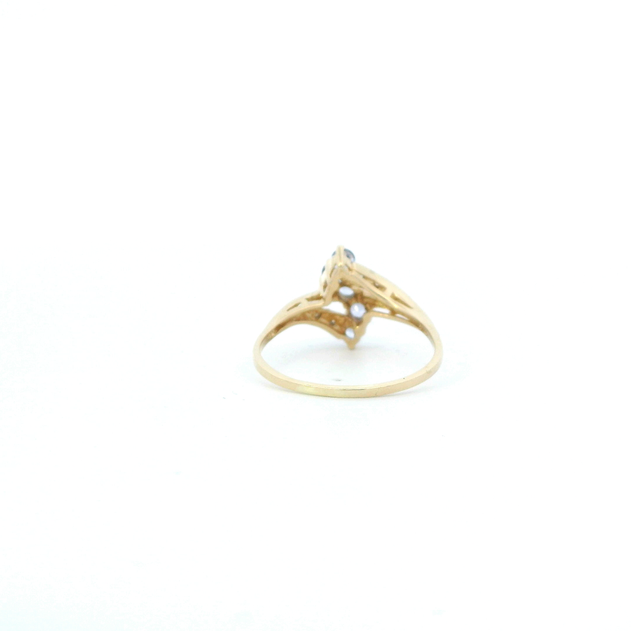 10K Yellow Gold Tanzanite & Diamond Women's Ring- 0.04ct