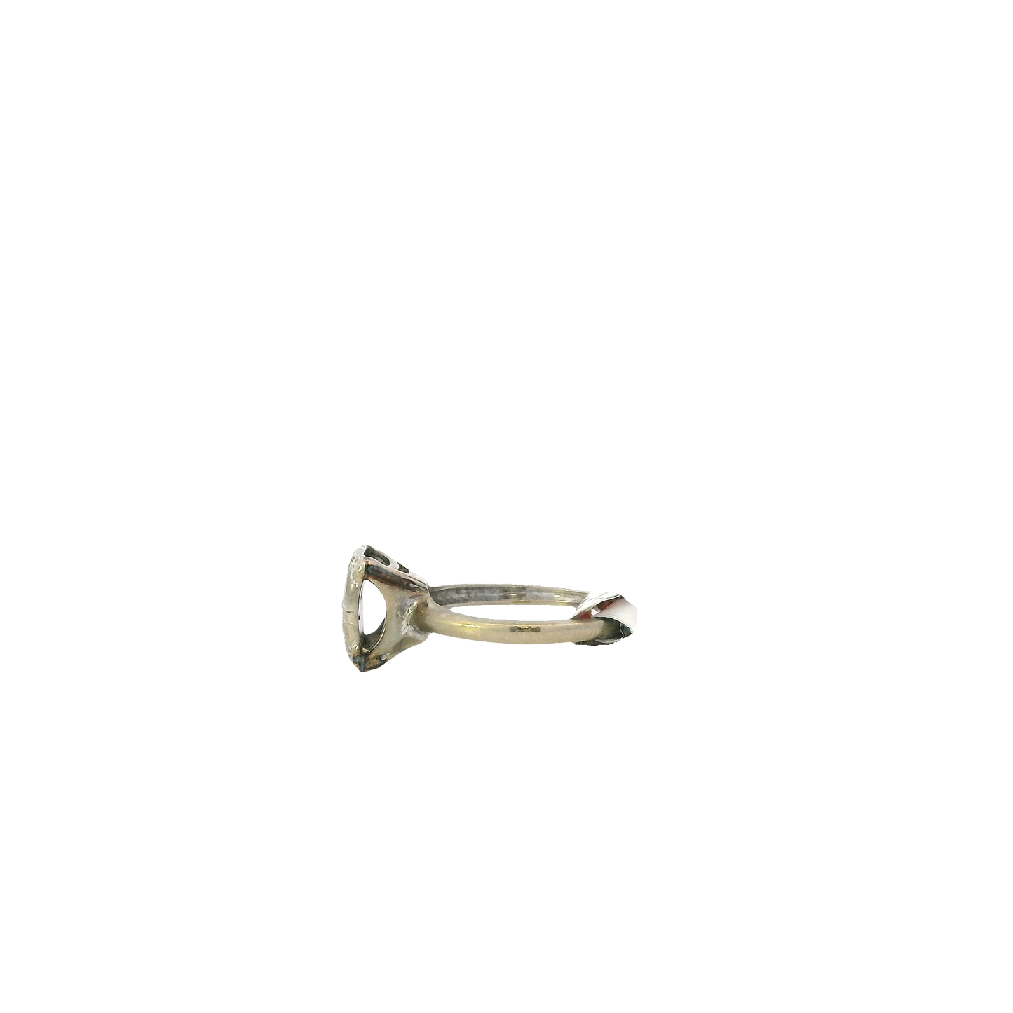10K White Gold Diamond Women's Ring - 0.08ct