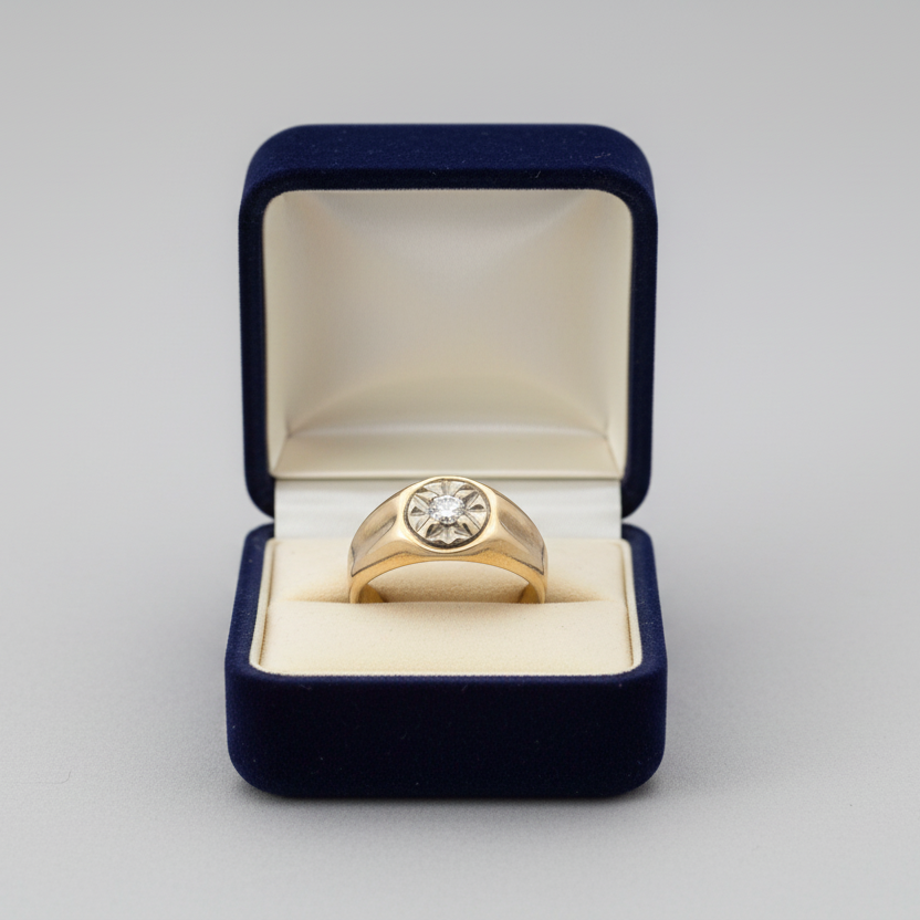 10K Yellow & White Gold Diamond Ring - 0.17ct