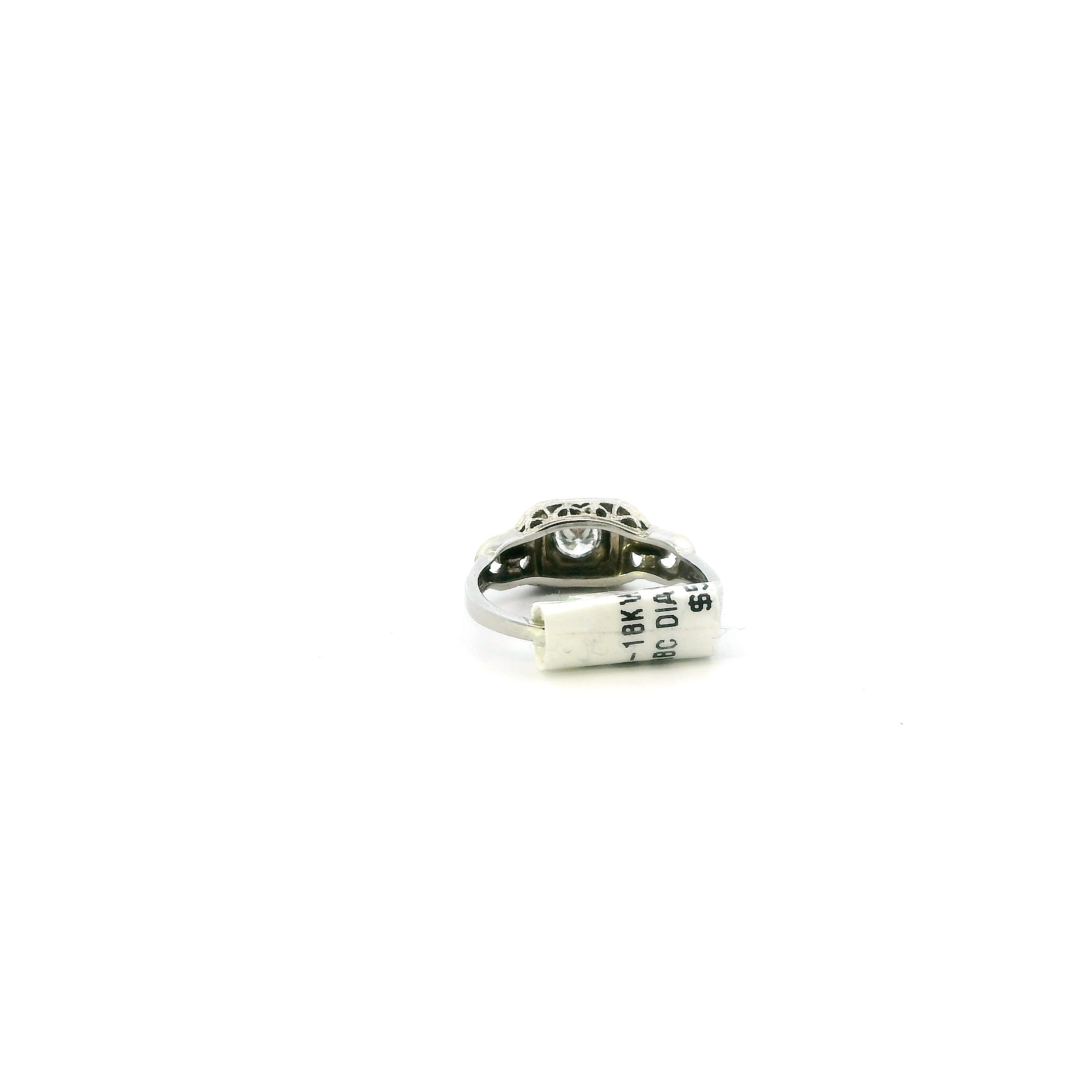 18K White Gold Solitaire Women's Ring-0.30ct
