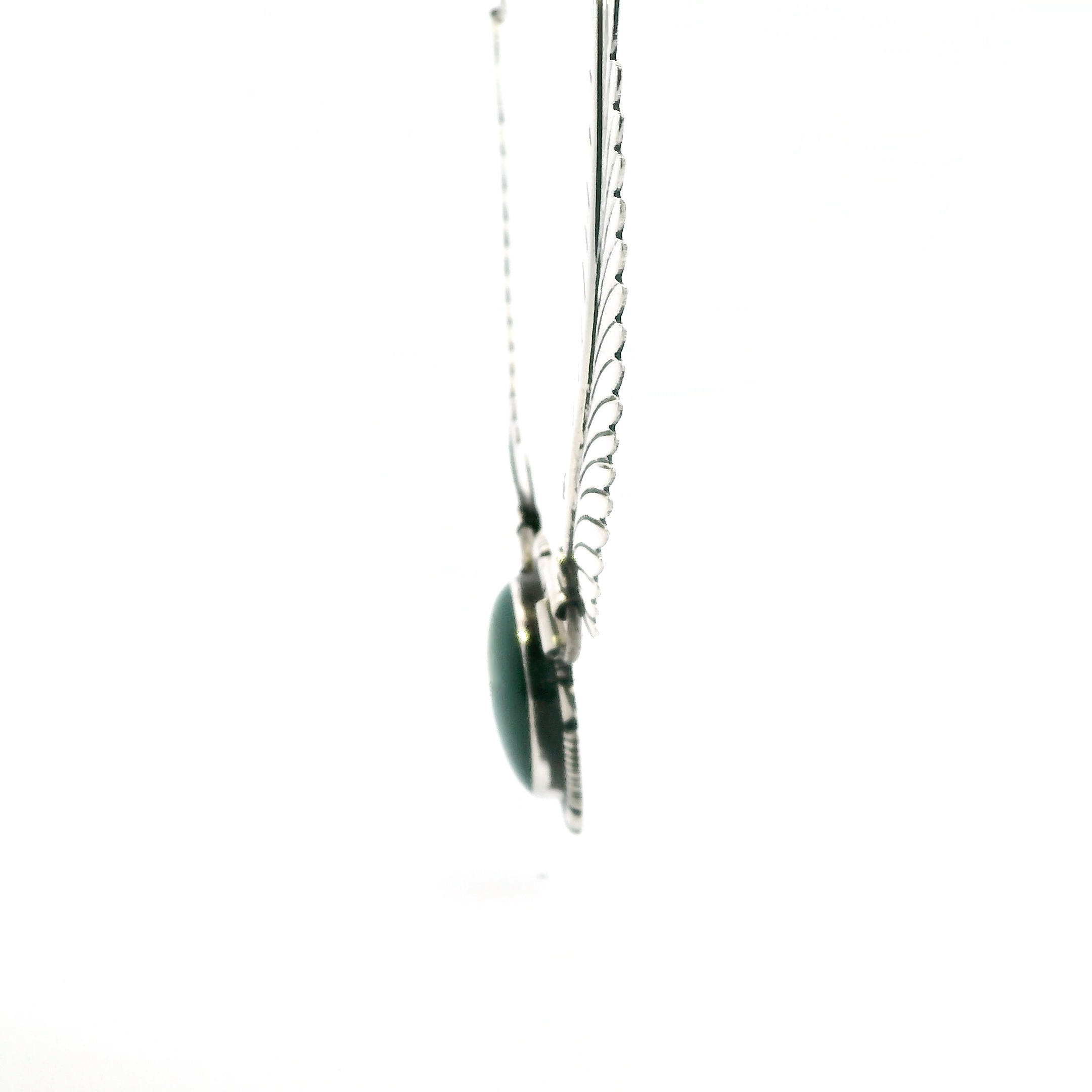 Sterling Silver Native American Oval Malachite Feather Motif Necklace