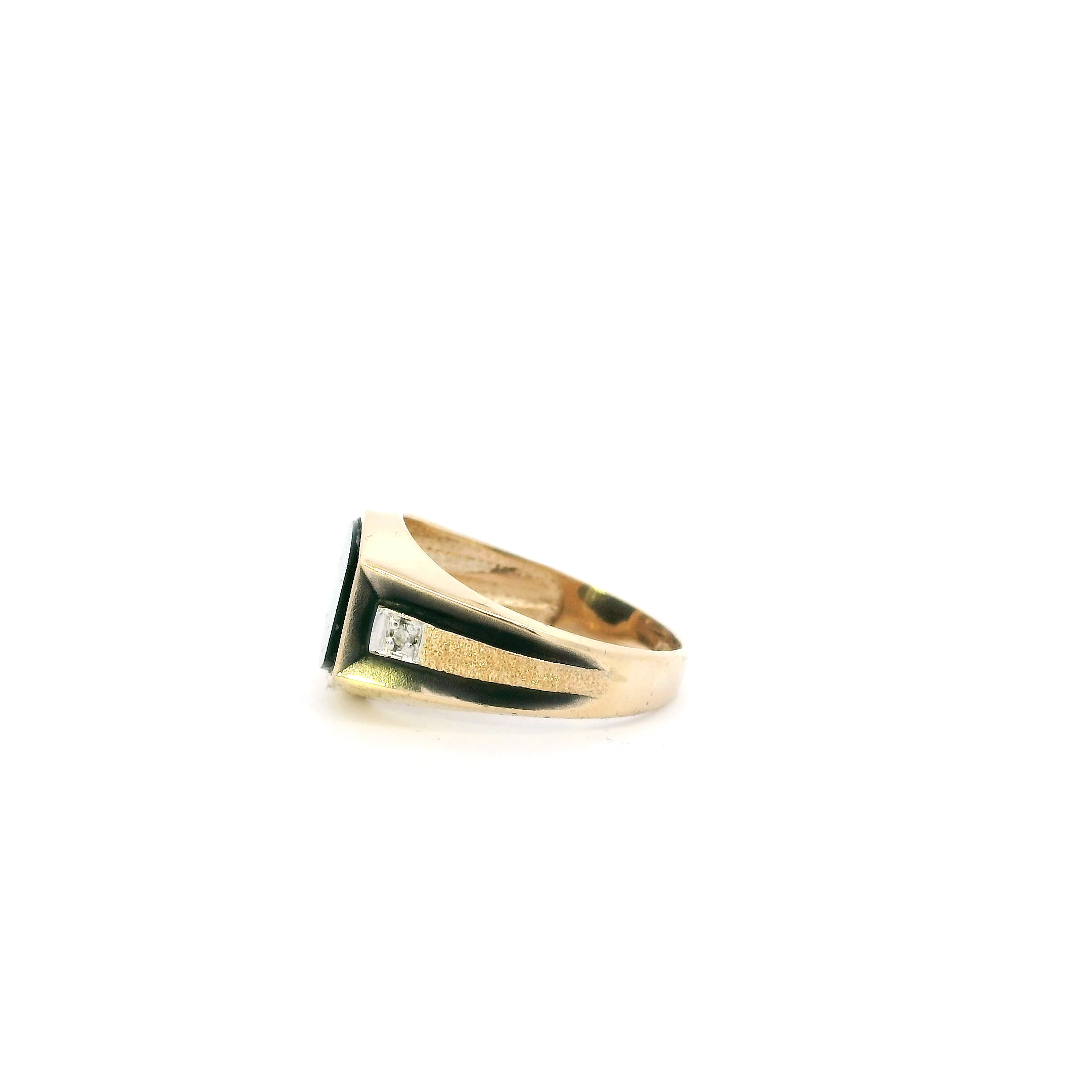 14K Yellow Gold Black Onyx Ring