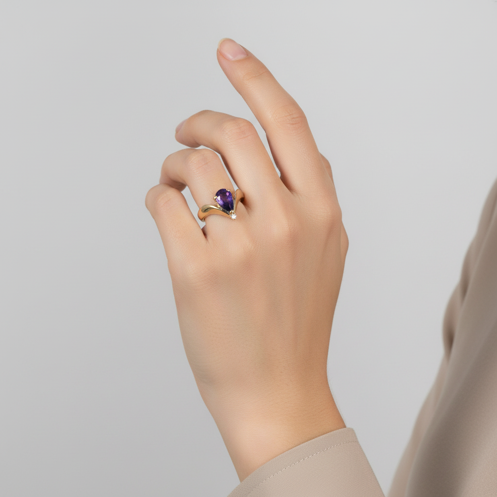 14K Yellow Gold Amethyst & Diamond Women's Ring - 0.02ct