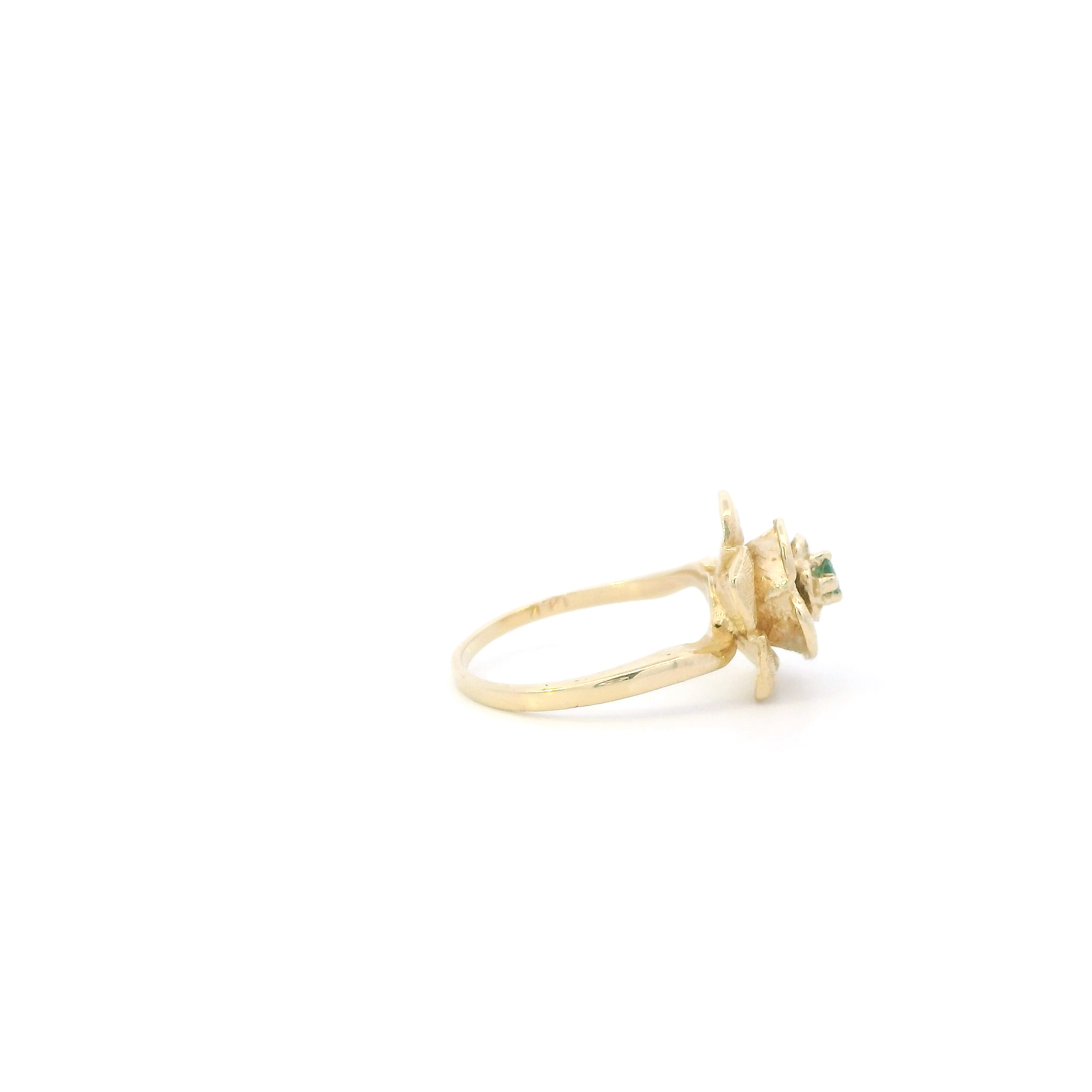 14K Yellow Gold Emerald Flower Ring