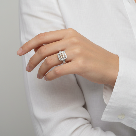 14K White Gold Diamond Women's Ring - 0.25ct