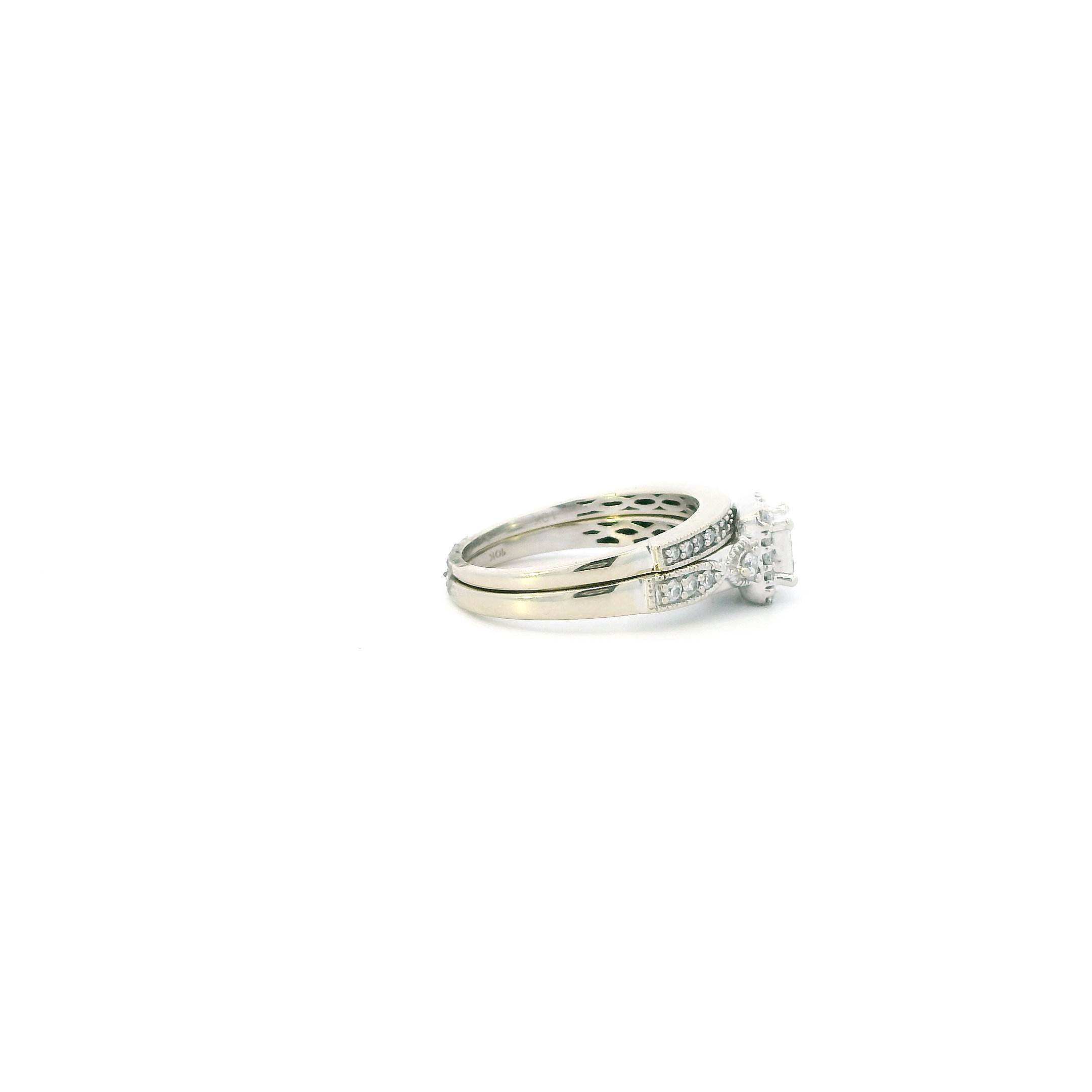 10K White Gold Diamond Women's Engagement & Wedding Ring Set -0.84ct