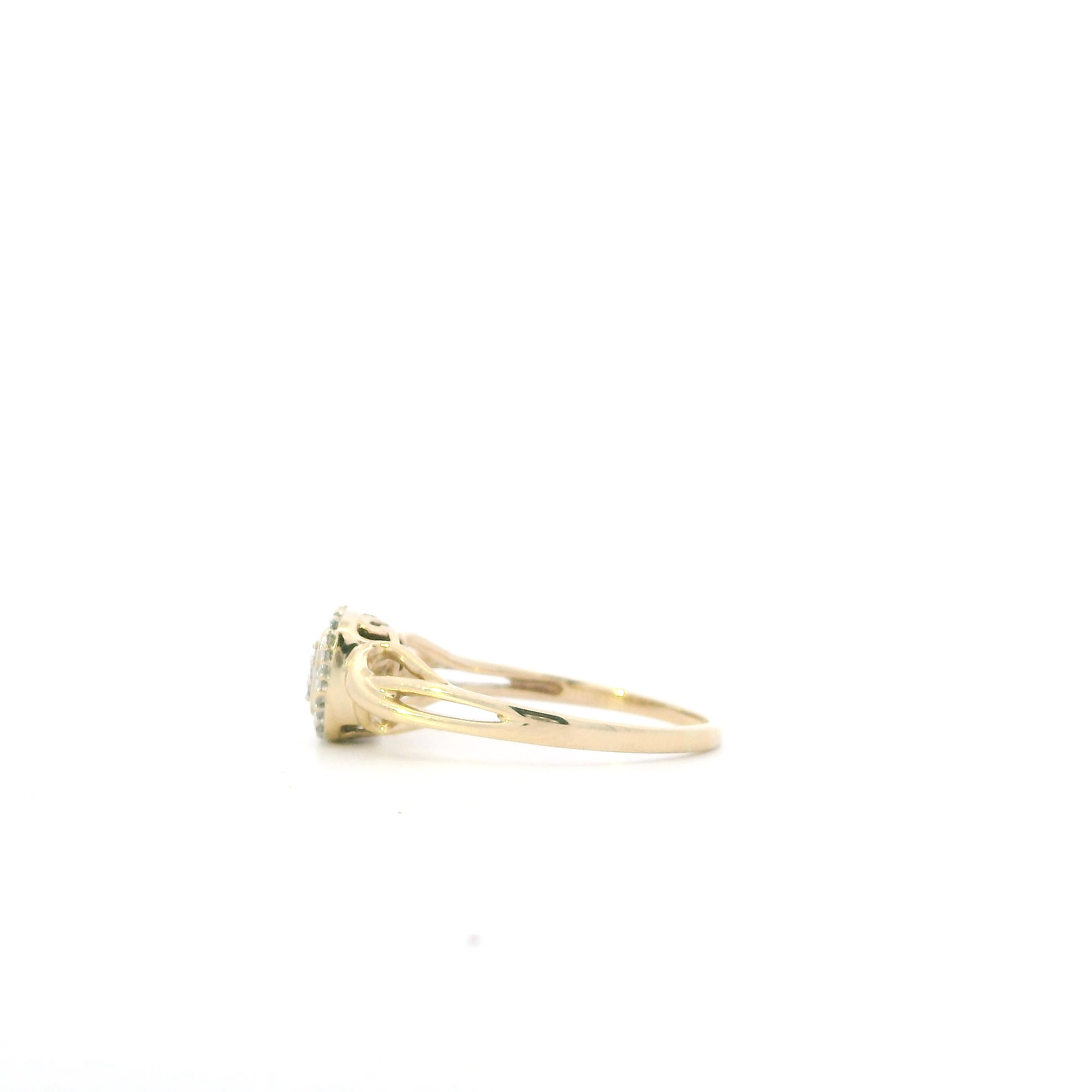 10K Yellow Gold Diamond Ring - 0.06ct
