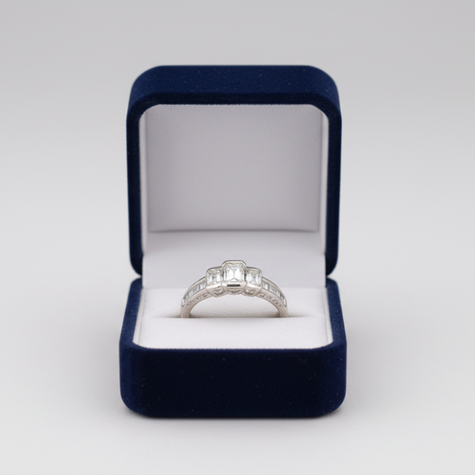 14K White Gold Diamond Women's Ring - 1.18ct