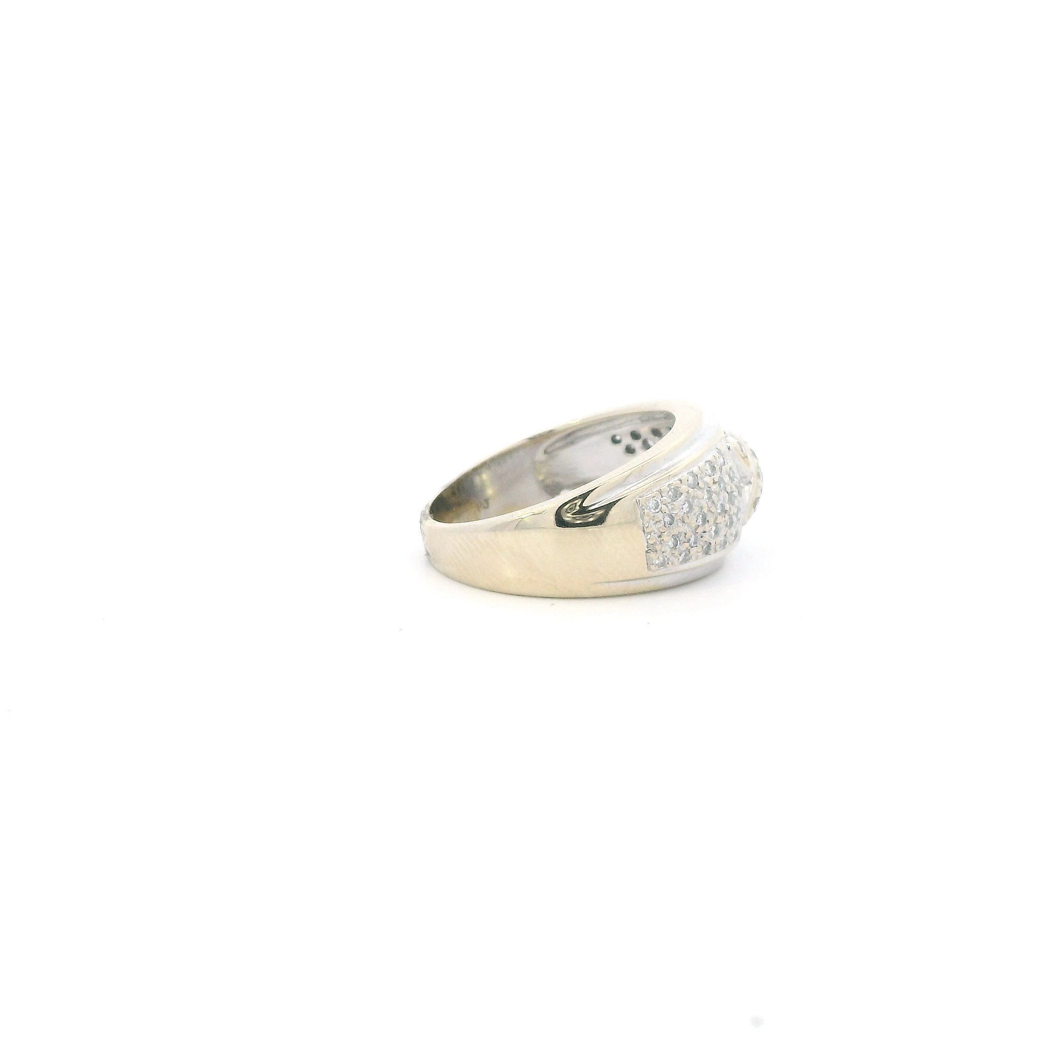 18K Yellow Gold Women's Diamond Ring - 0.48ct