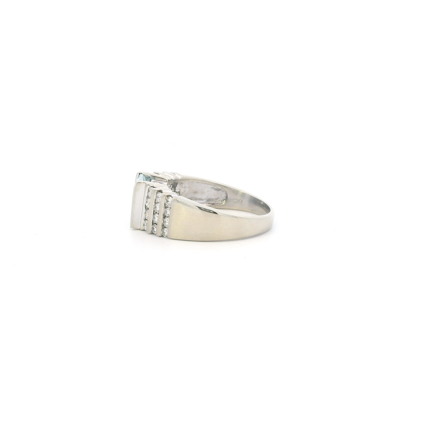 14K White Gold Diamond & Aquamarine Women's Ring - 0.46ct