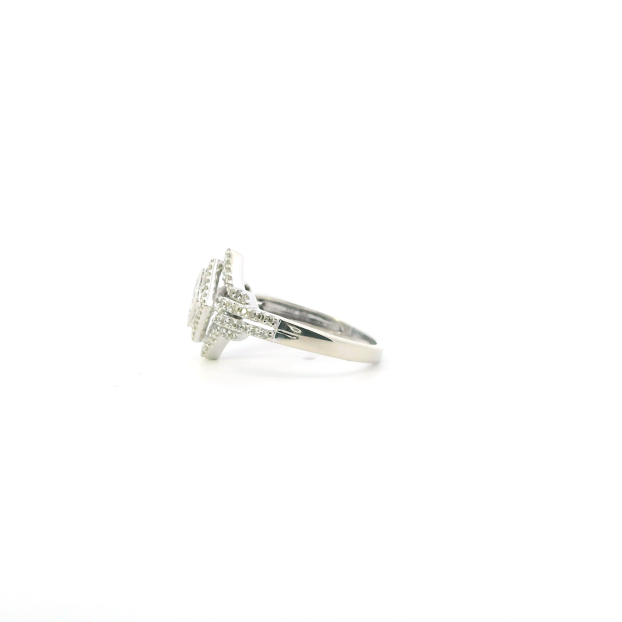 14K White Gold Diamonds Womens Ring - 0.14ct