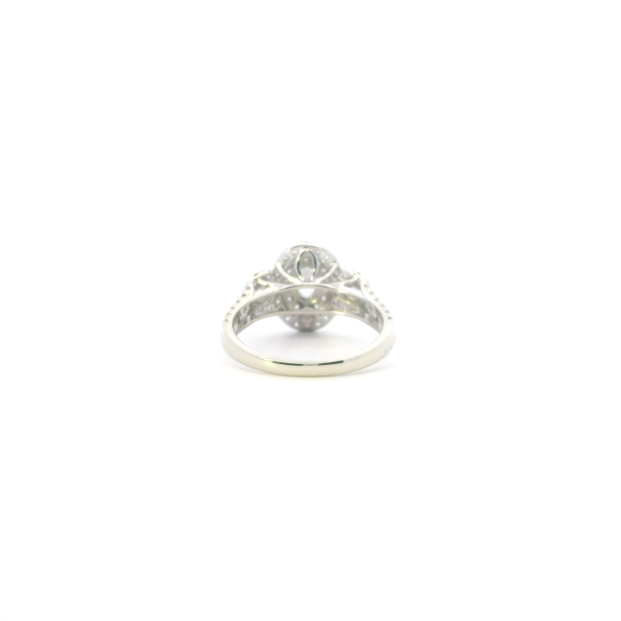 10K White Gold Diamonds Womens Ring - 1.11ct