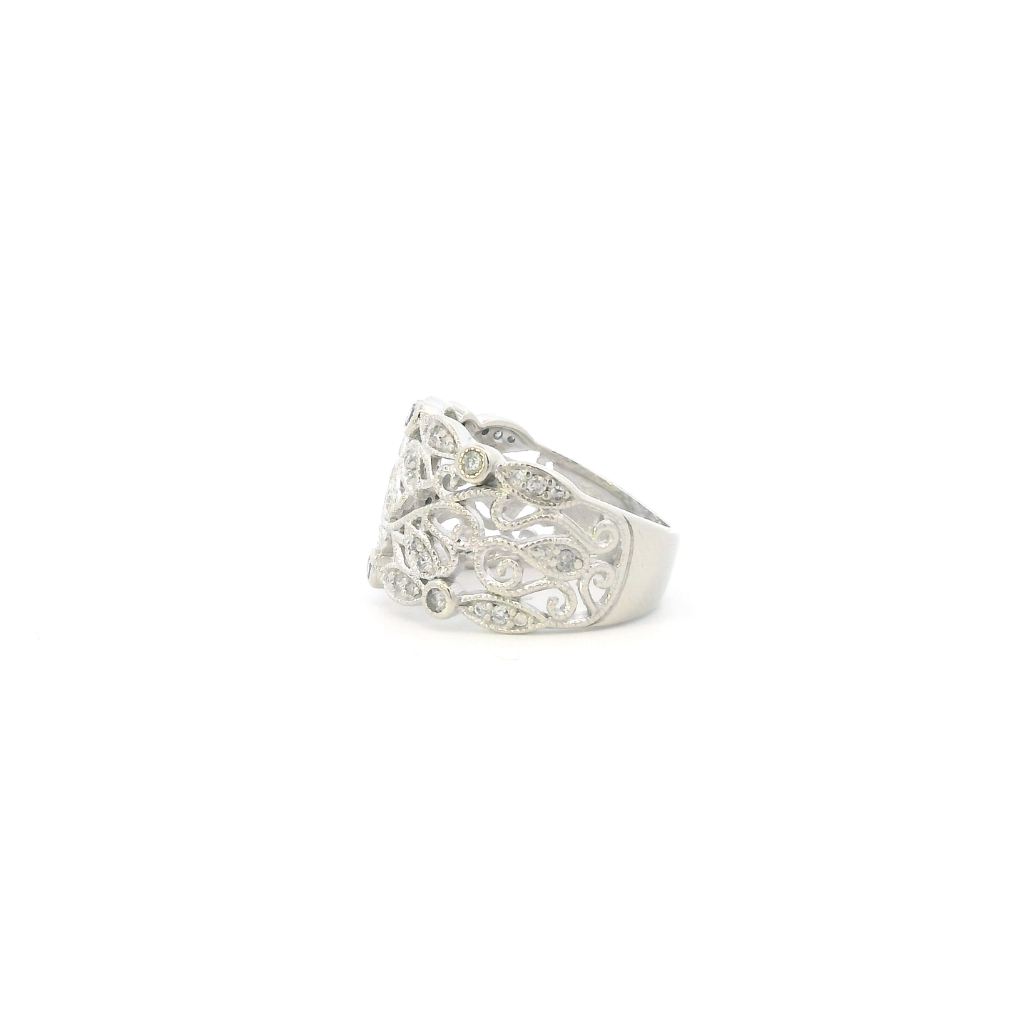 10K White Gold Diamonds Filigree Womens Ring - 0.30ct