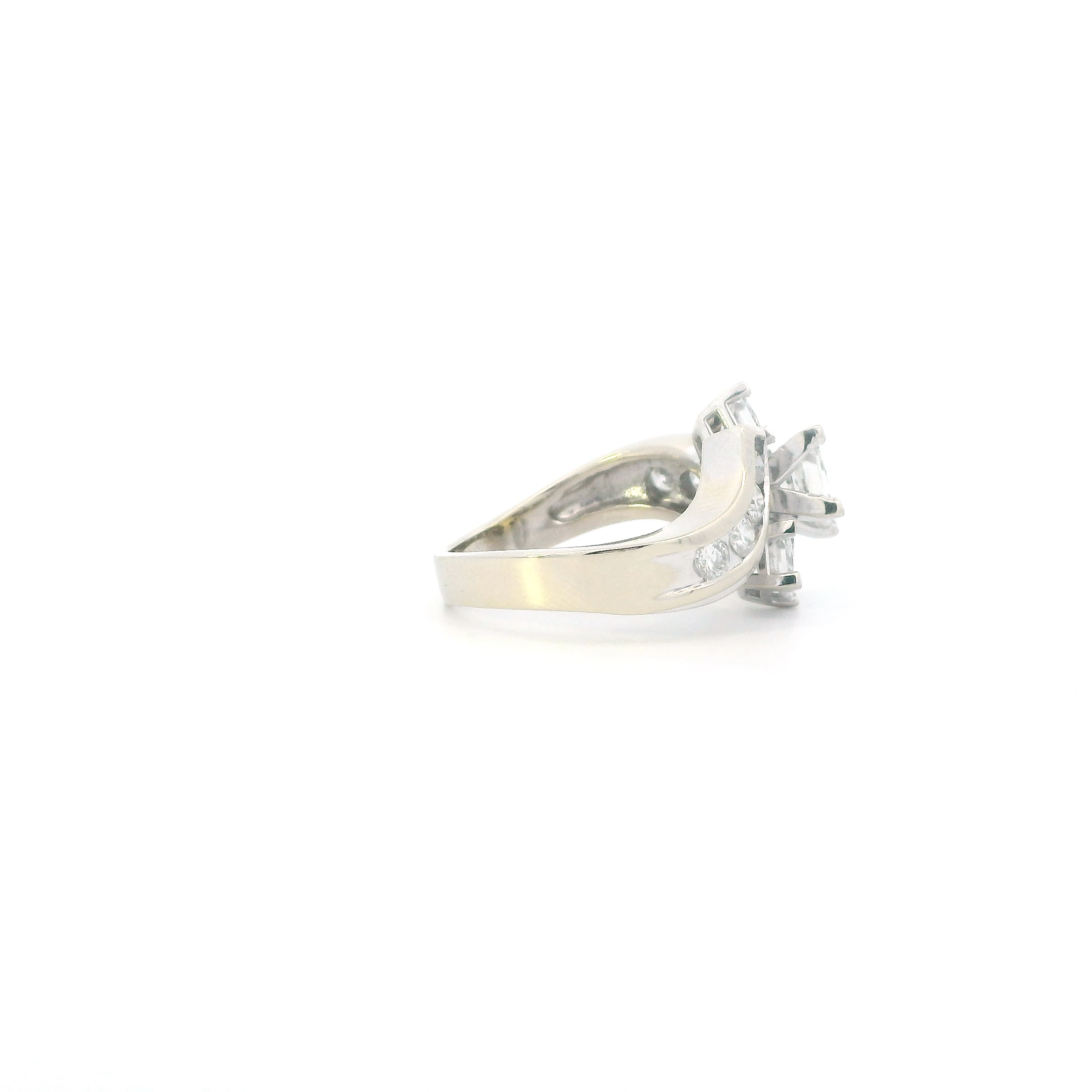 14K White Gold Diamonds Womens Ring - 1.74ct (IGI-33605464)