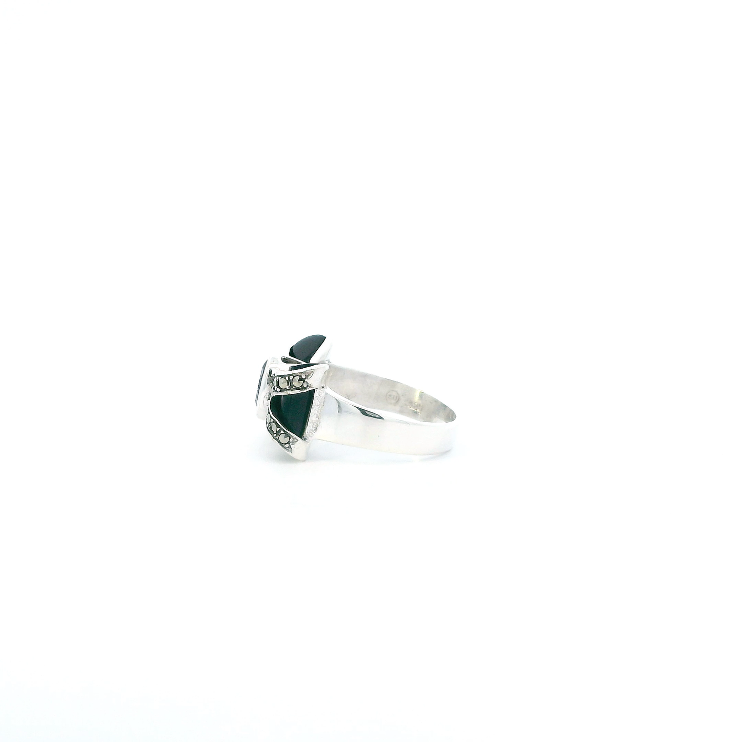 Sterling Silver Marcasite Amethyst Bow Womens Ring