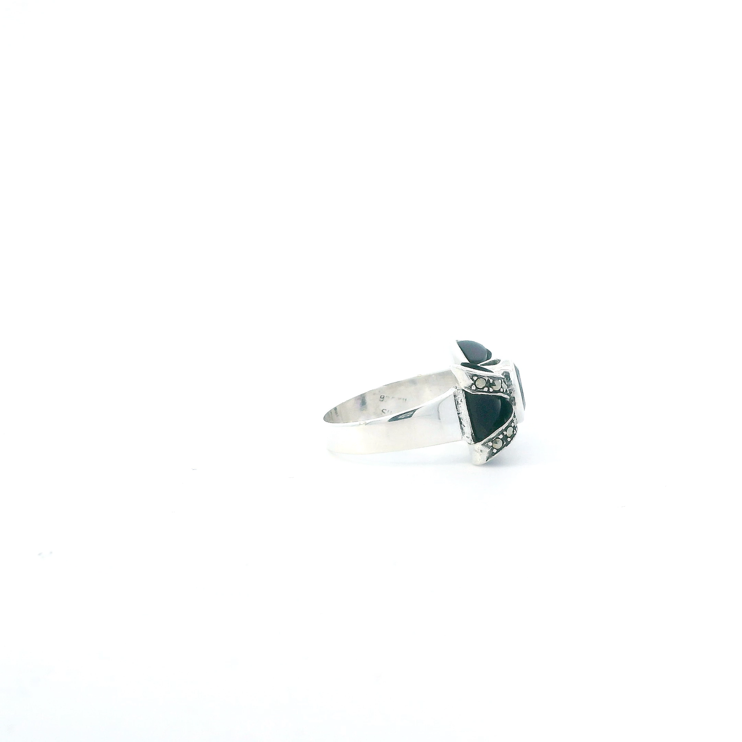 Sterling Silver Marcasite Amethyst Bow Womens Ring
