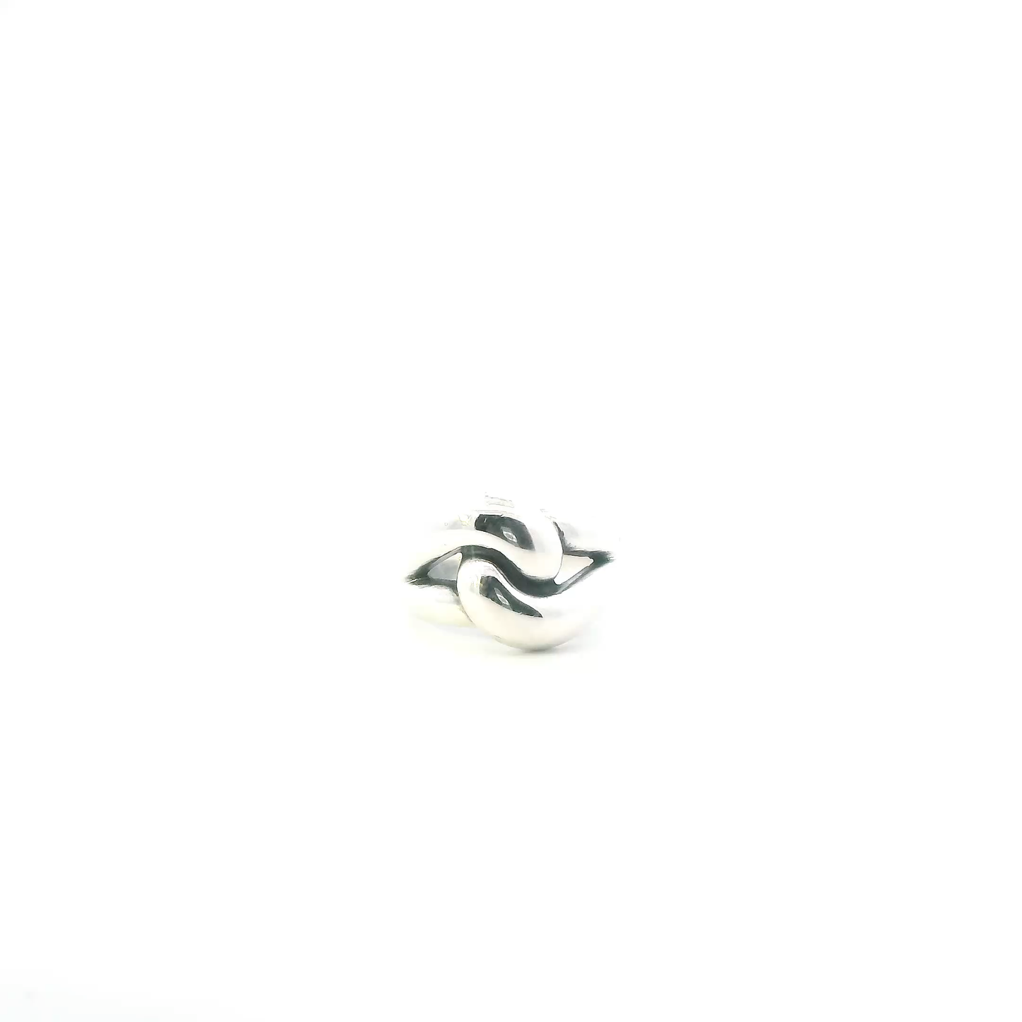 James Avery Sterling Silver Interlocking Cadena Knot Ring