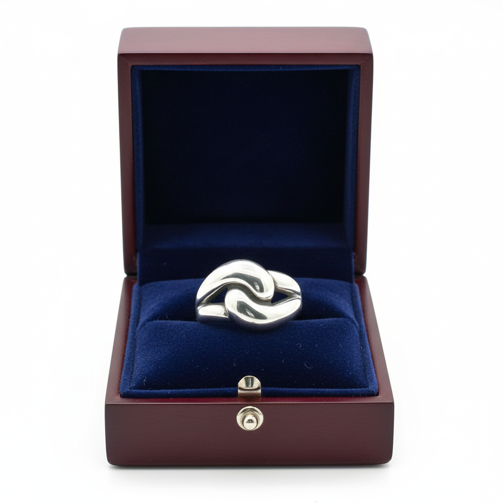 James Avery Sterling Silver Interlocking Cadena Knot Ring