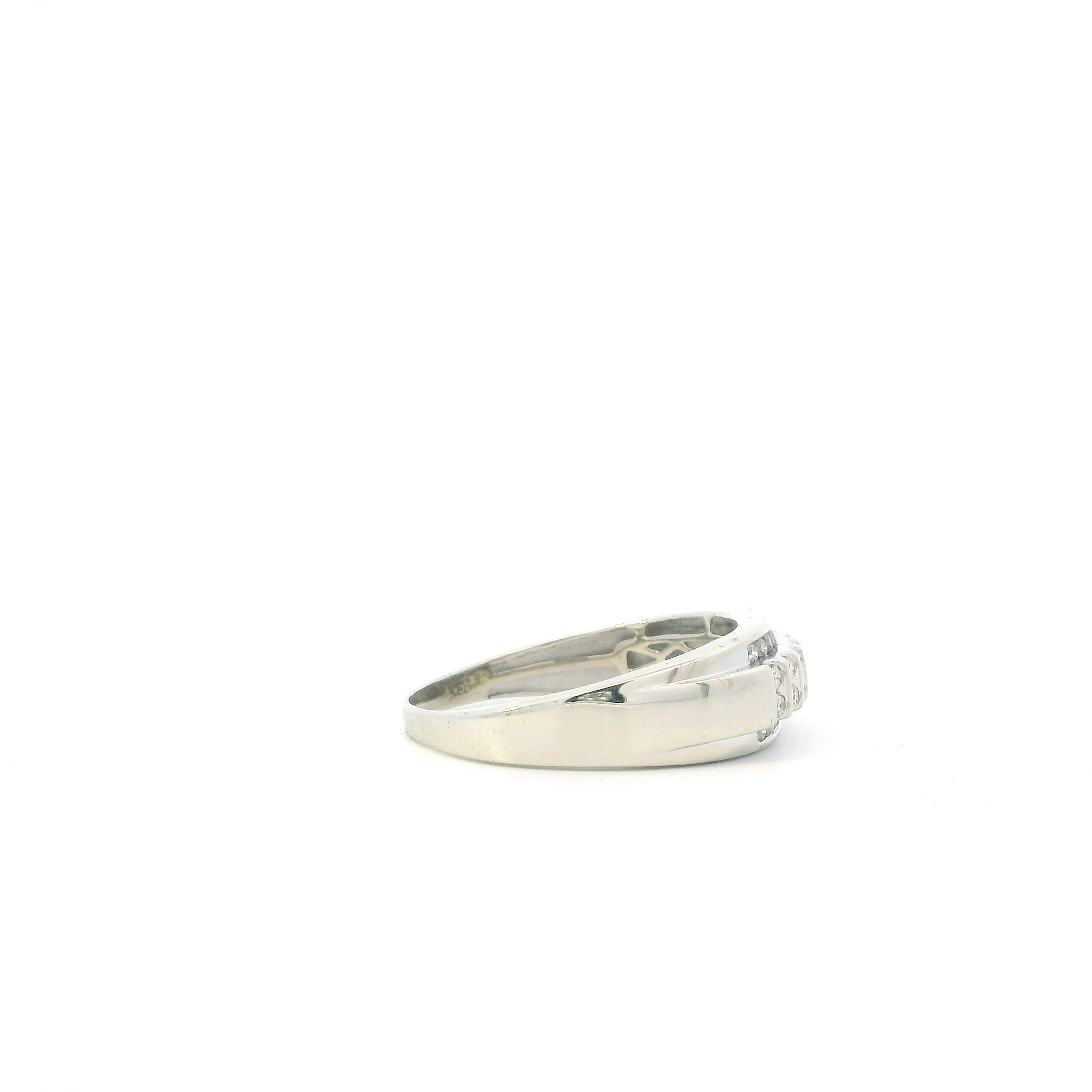 10K White Gold Diamonds Mens Ring - 0.59ct