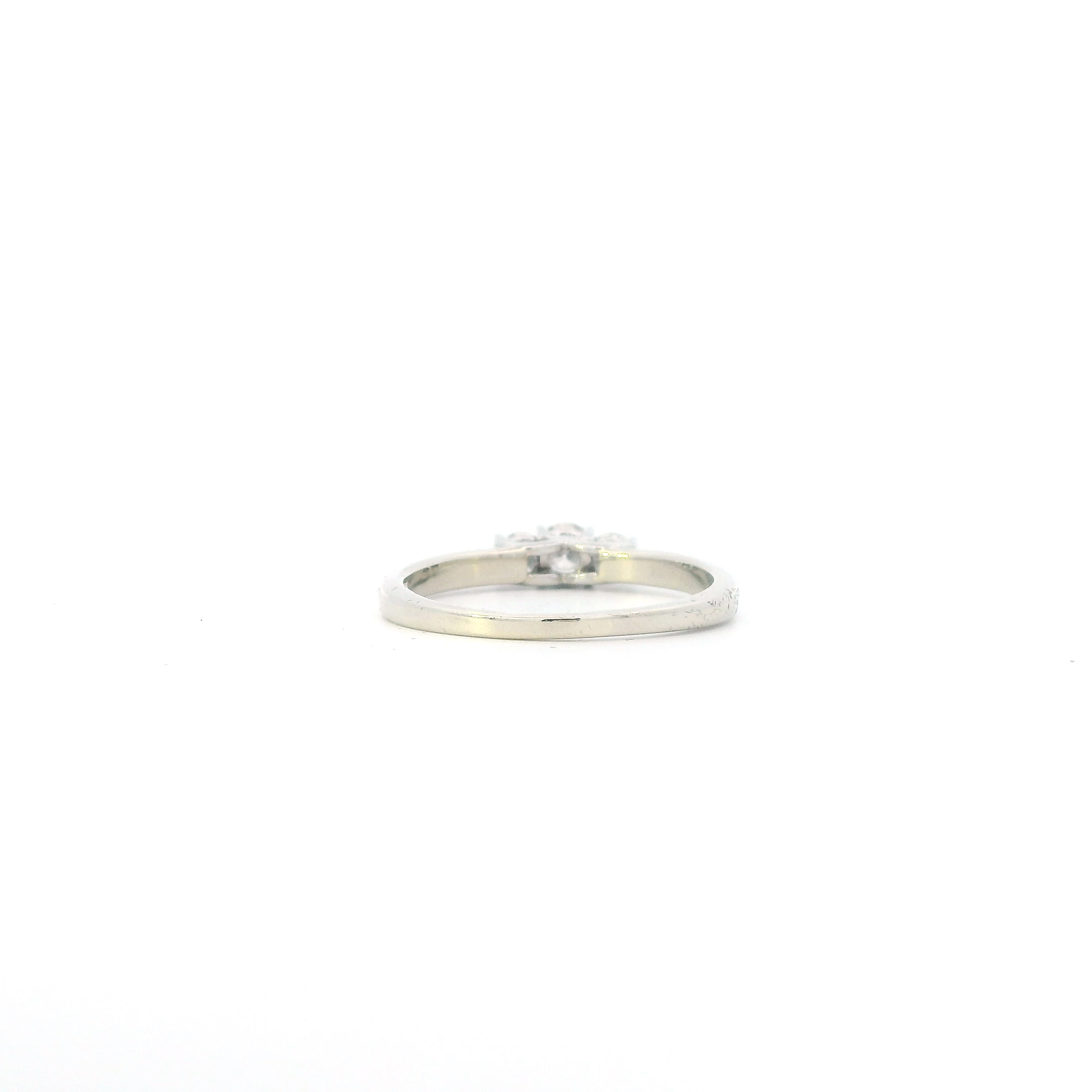 14K White Gold Diamonds Womens Ring - 0.53ct