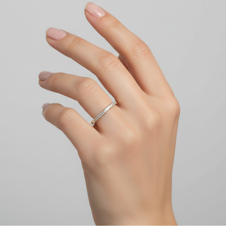 10K Yellow Gold Diamonds Womens Band Ring - 0.10ct