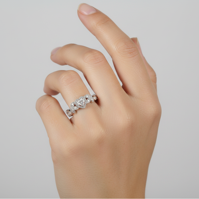 14K White Gold Diamonds Heart & Leaves Womens Ring - 0.09ct