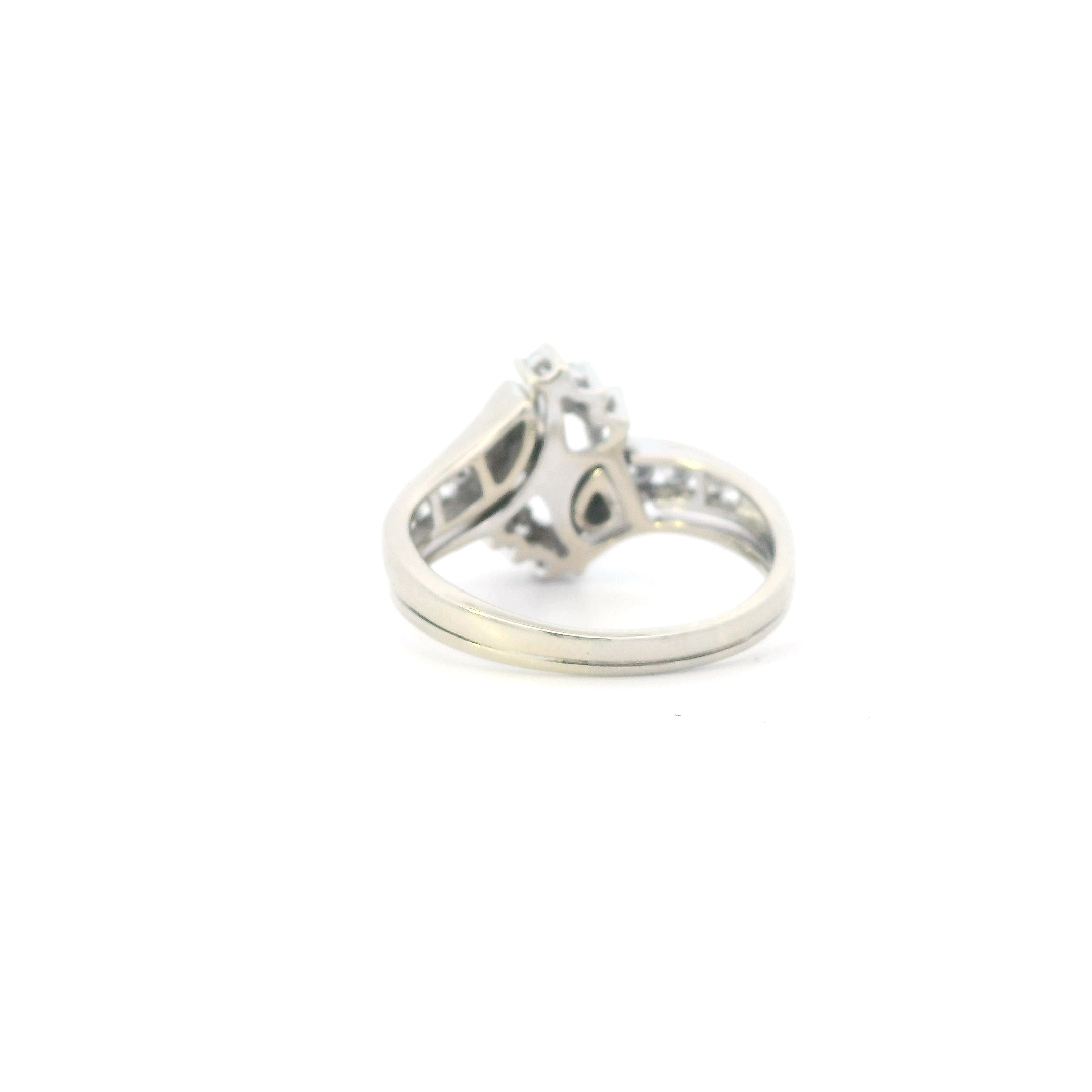 14K White Gold Diamonds Womens Ring - 0.90ct