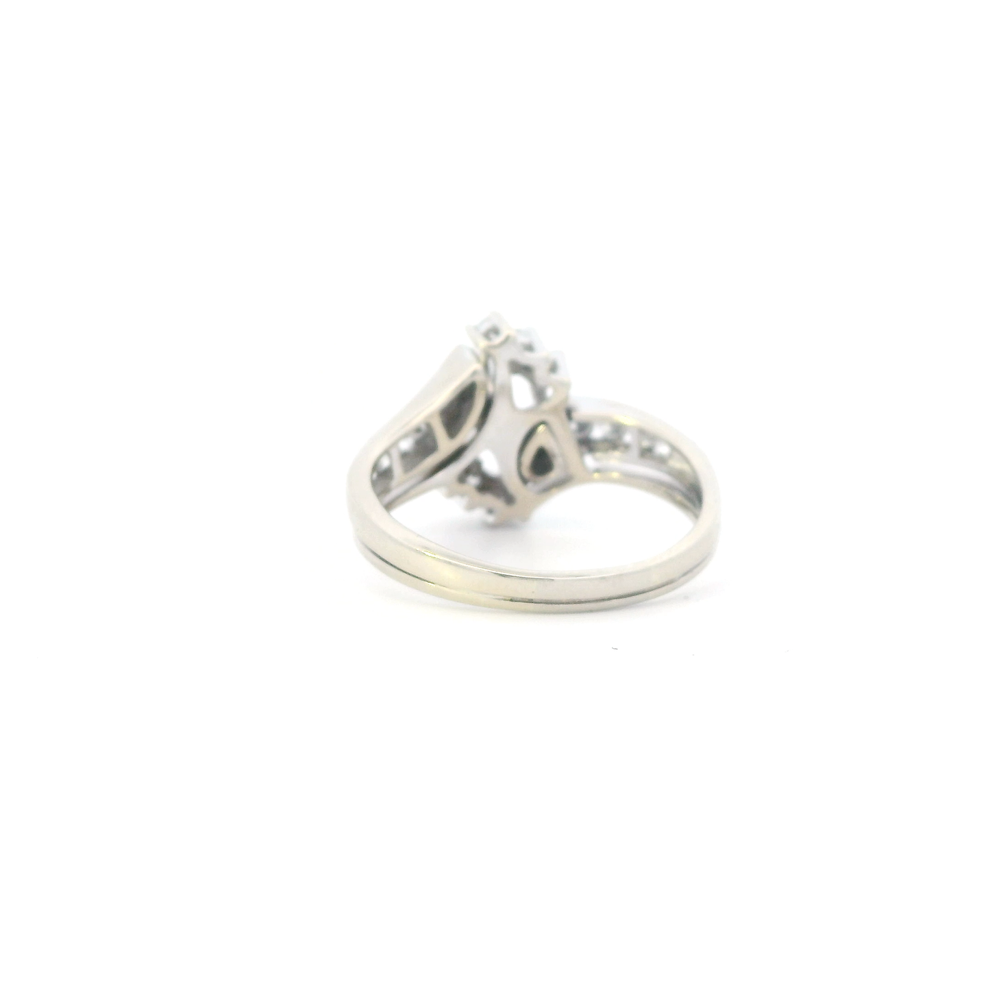14K White Gold Diamonds Womens Ring - 0.90ct