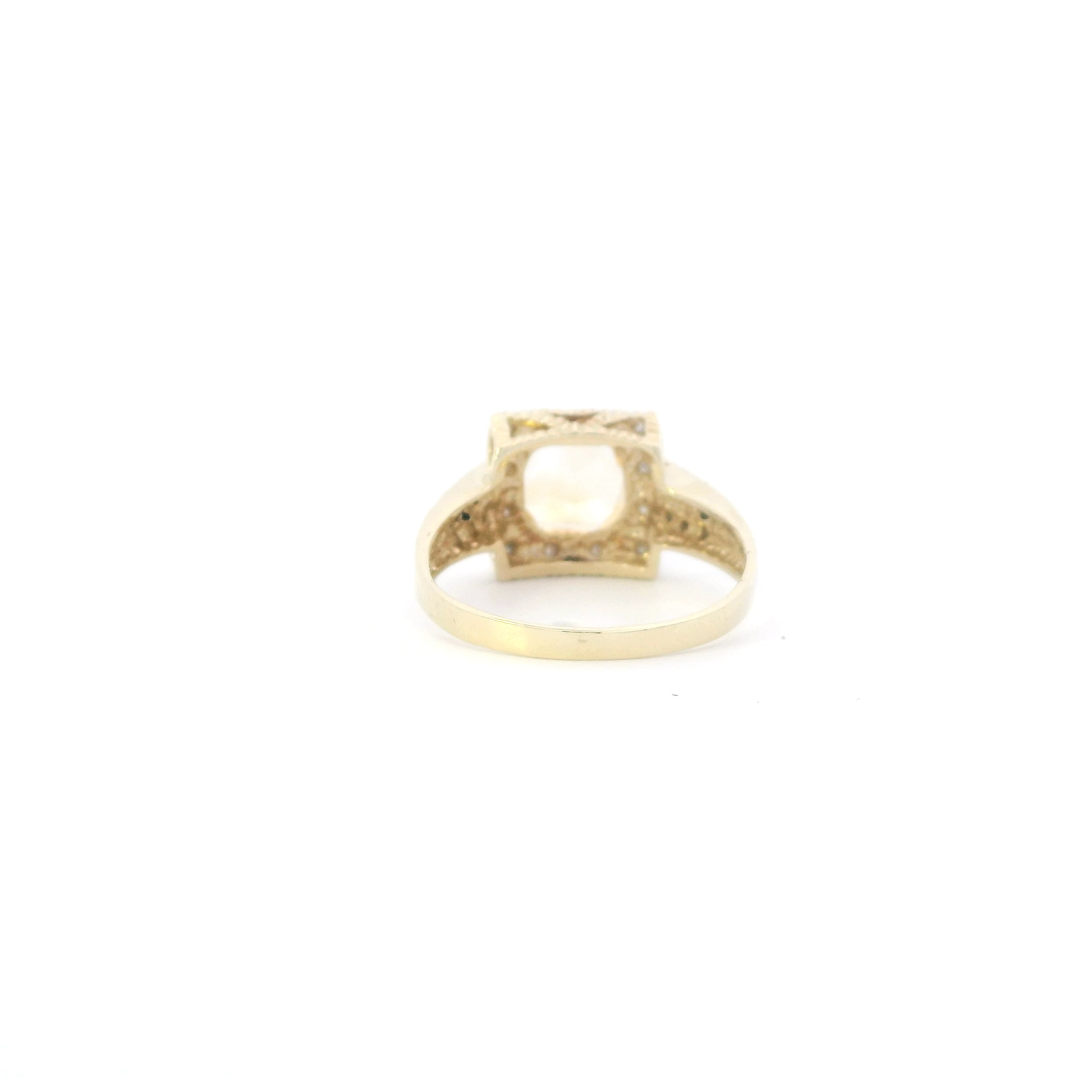 10K Yellow Gold Citrine & Diamonds Womens Ring - 0.06ct