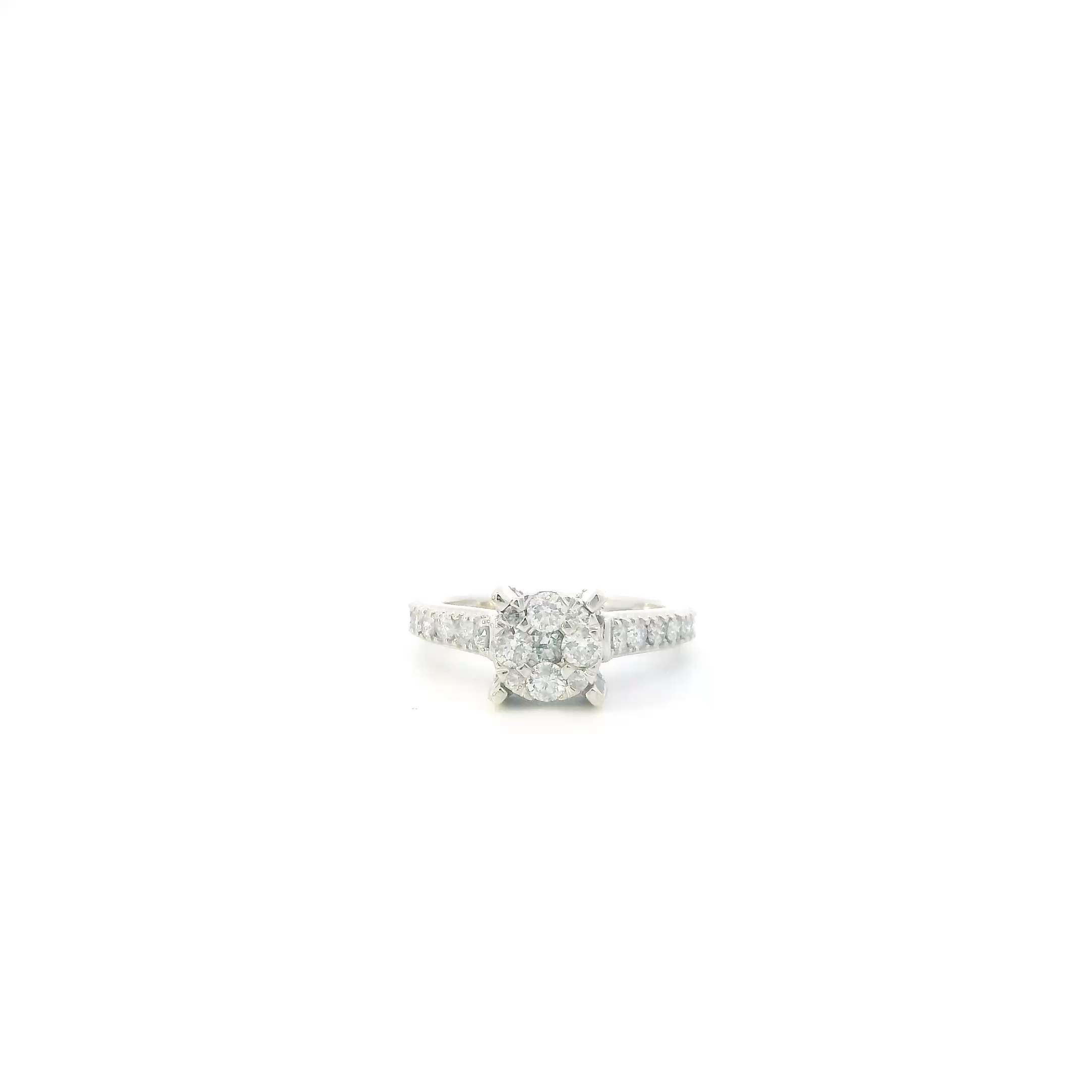 14K White Gold Diamonds Womens Ring - 0.82ct