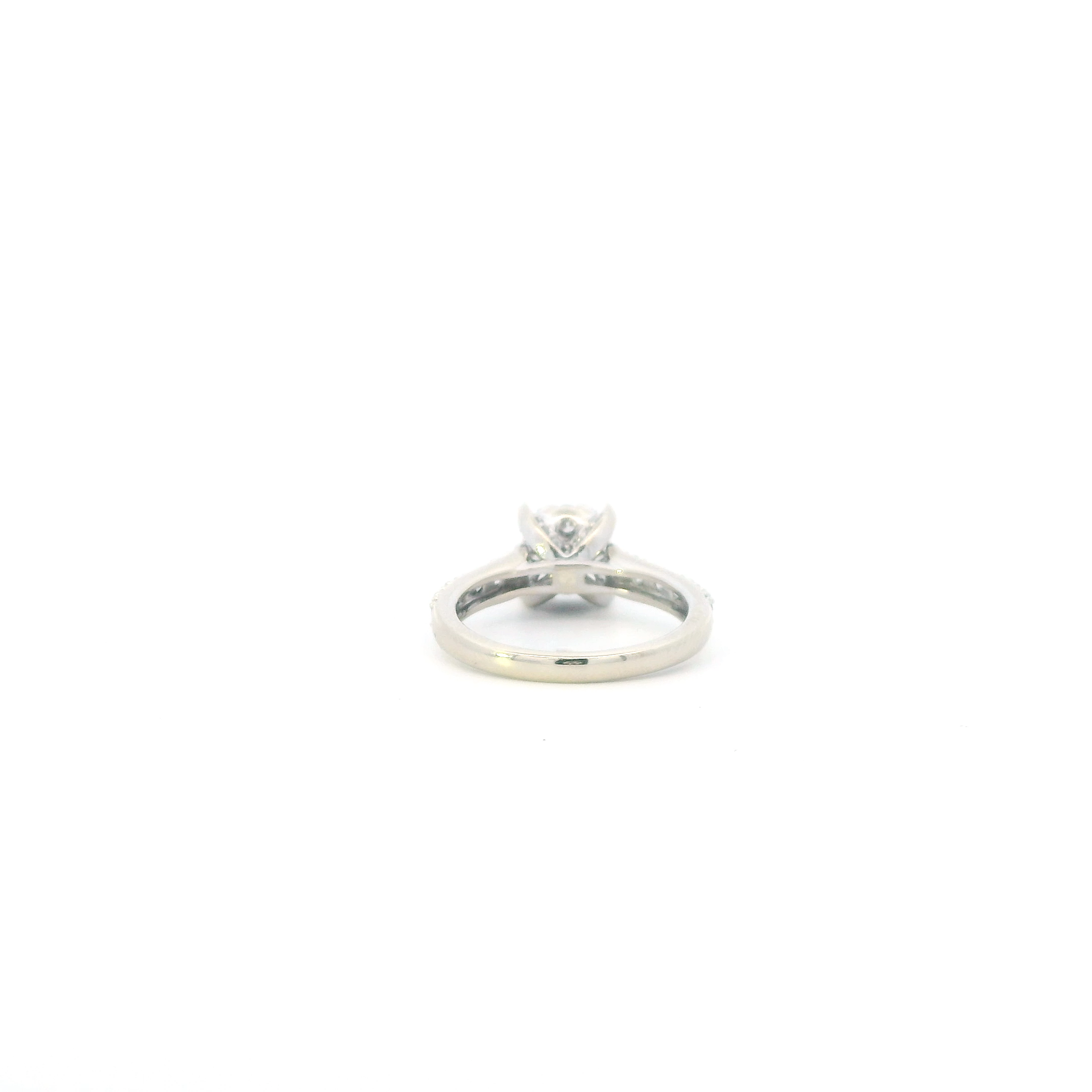 14K White Gold Diamonds Womens Ring - 0.82ct