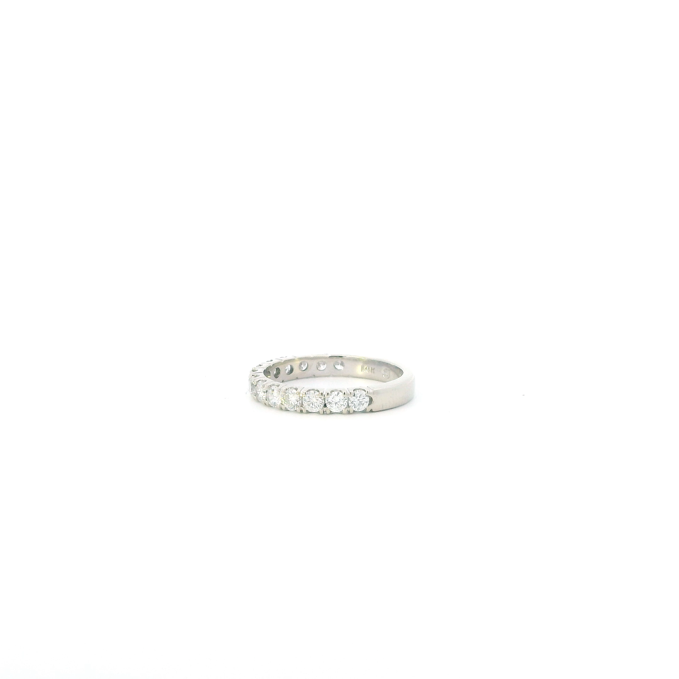 14K White Gold Diamonds Womens Ring - 1.02ct