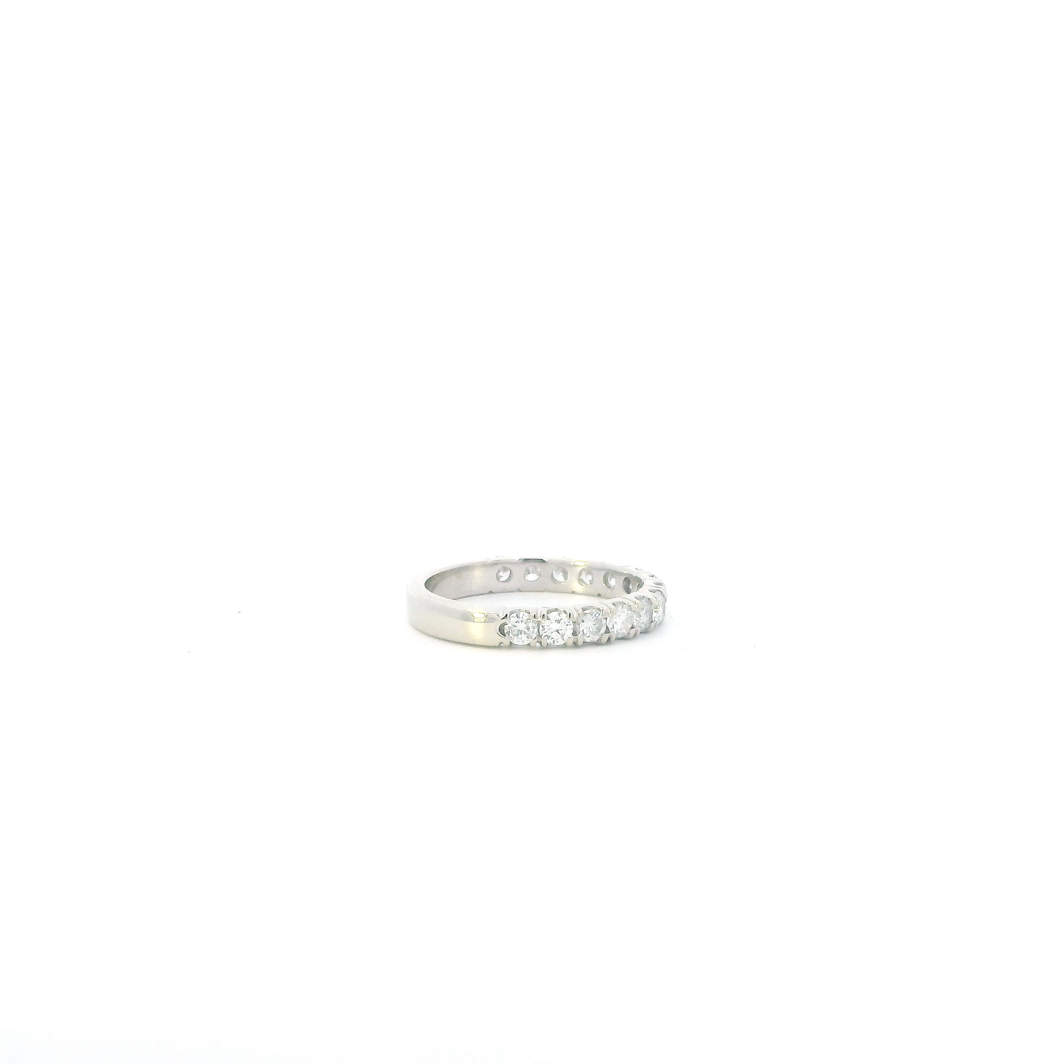 14K White Gold Diamonds Womens Ring - 1.02ct