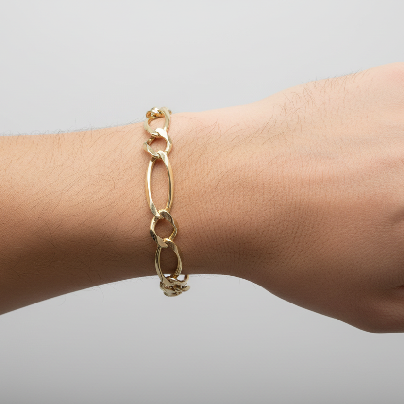 10K Yellow Gold 8" Figaro Bracelet