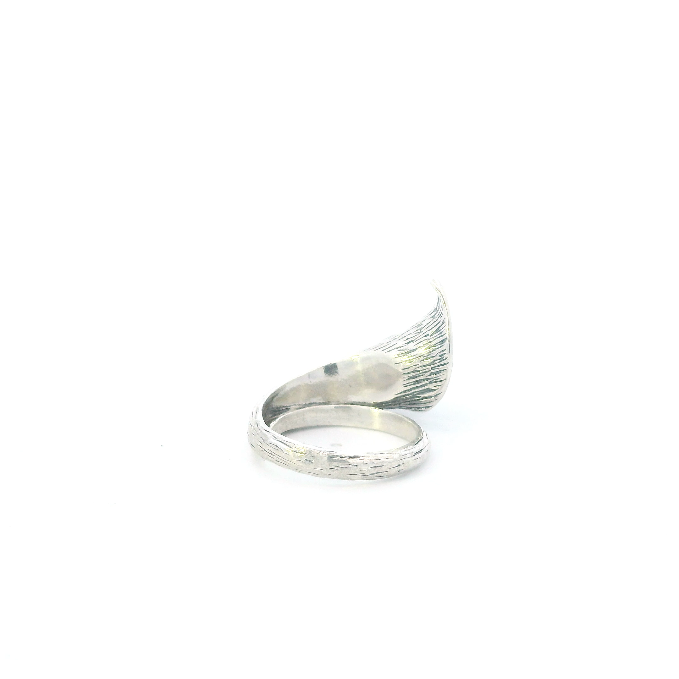 Sterling Silver Pearl In Leaf Design Womens Ring