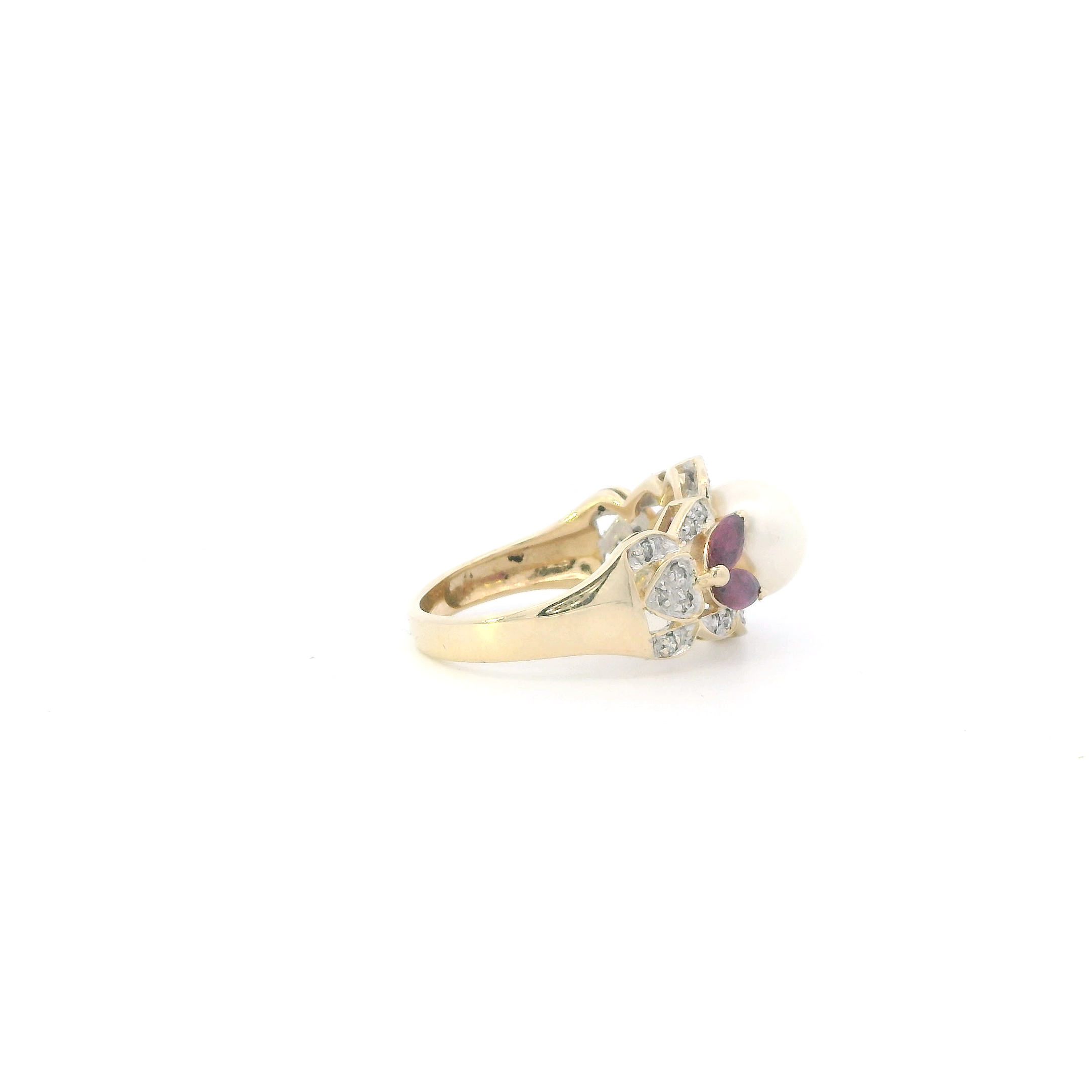 14K Yellow Gold Pearl & Rubies Womans Ring