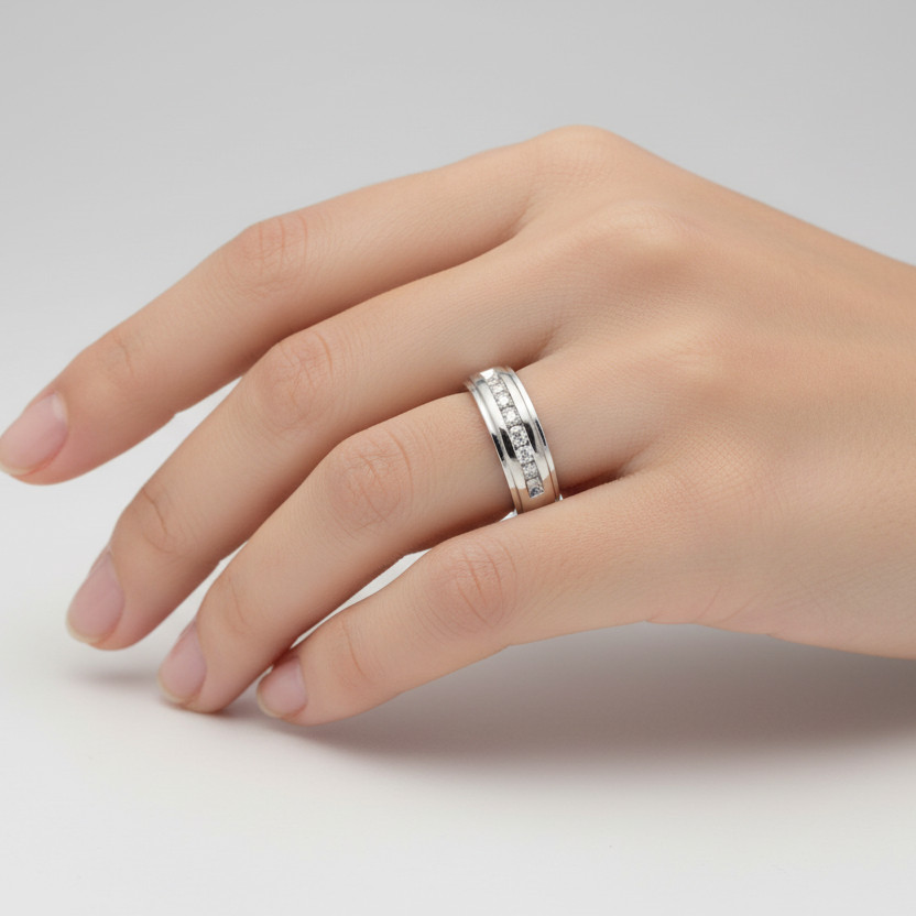 10K White Gold Diamonds Womans Ring