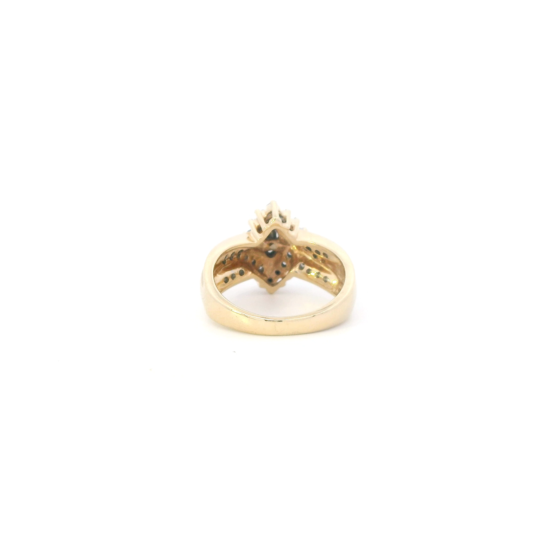 14K Yellow Gold Diamond Womans Ring - 0.81ct