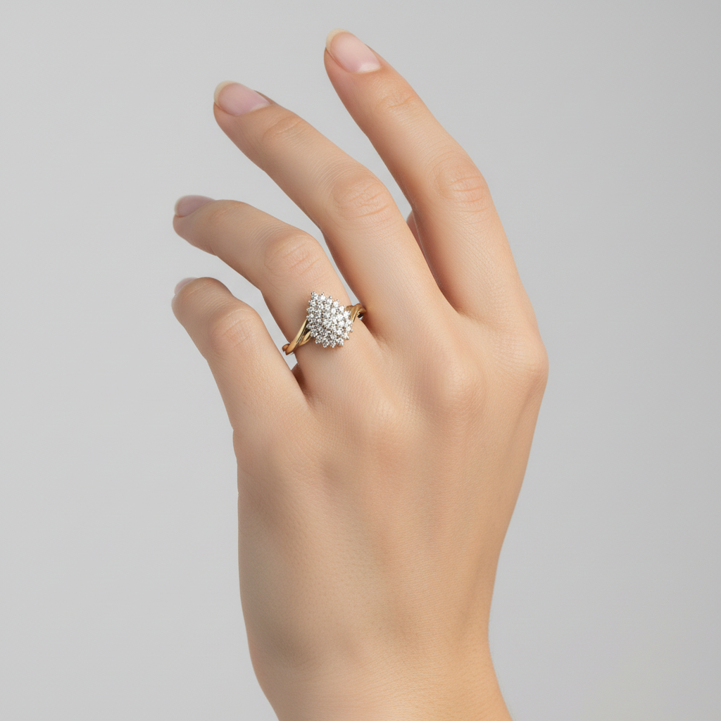 14K Yellow Gold Diamonds Cluster Womans Ring - 0.27ct