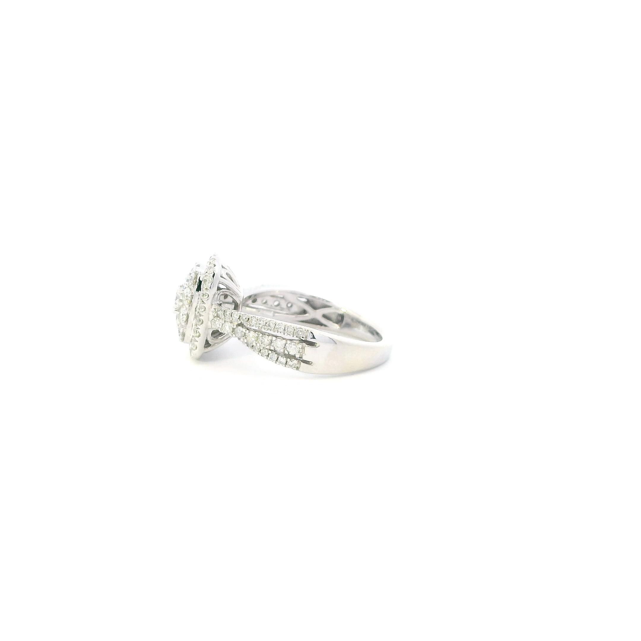 10K White Gold Diamonds Womans Ring - 1.05ct