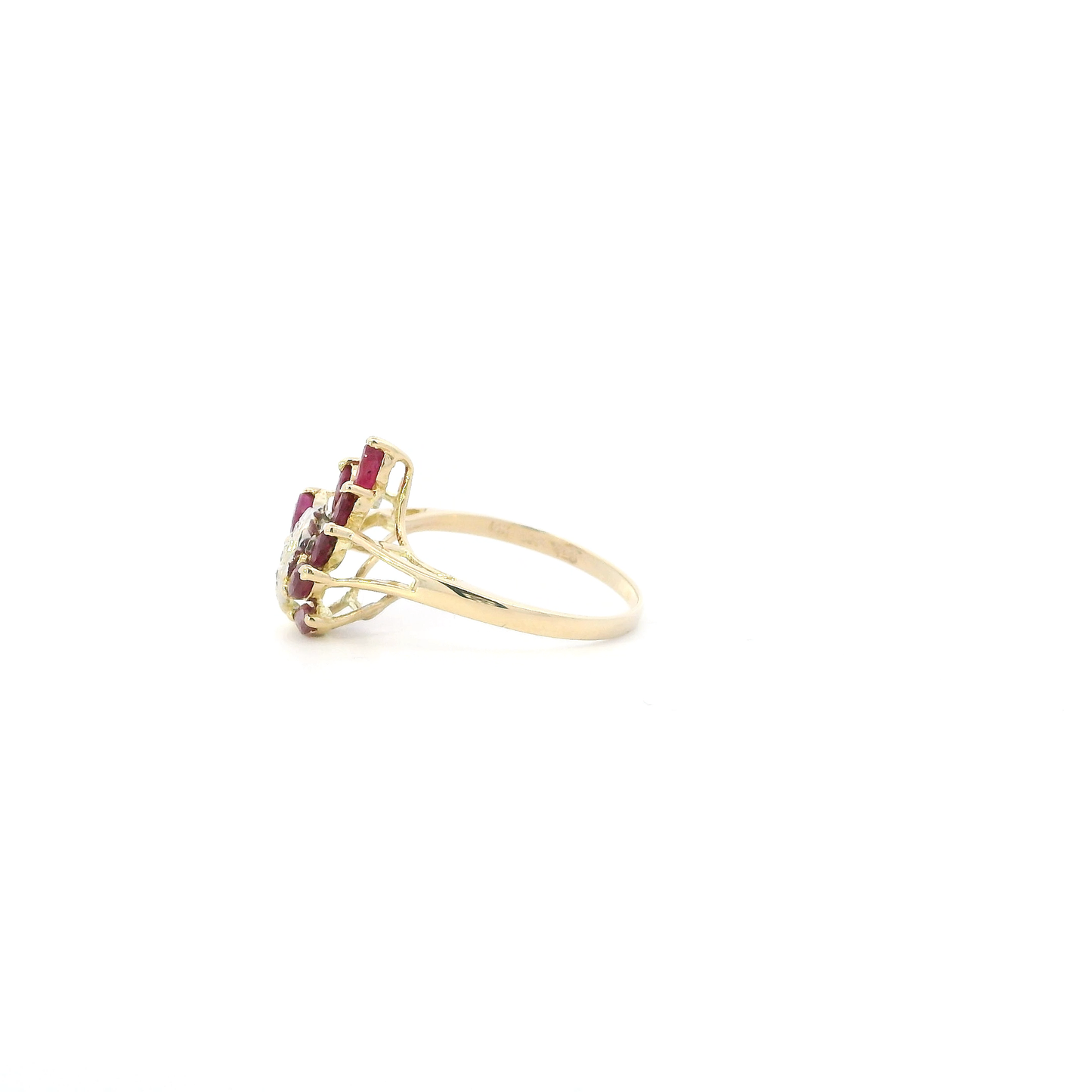 14K Yellow Gold Diamonds & Rubies Womans Ring - 0.02ct