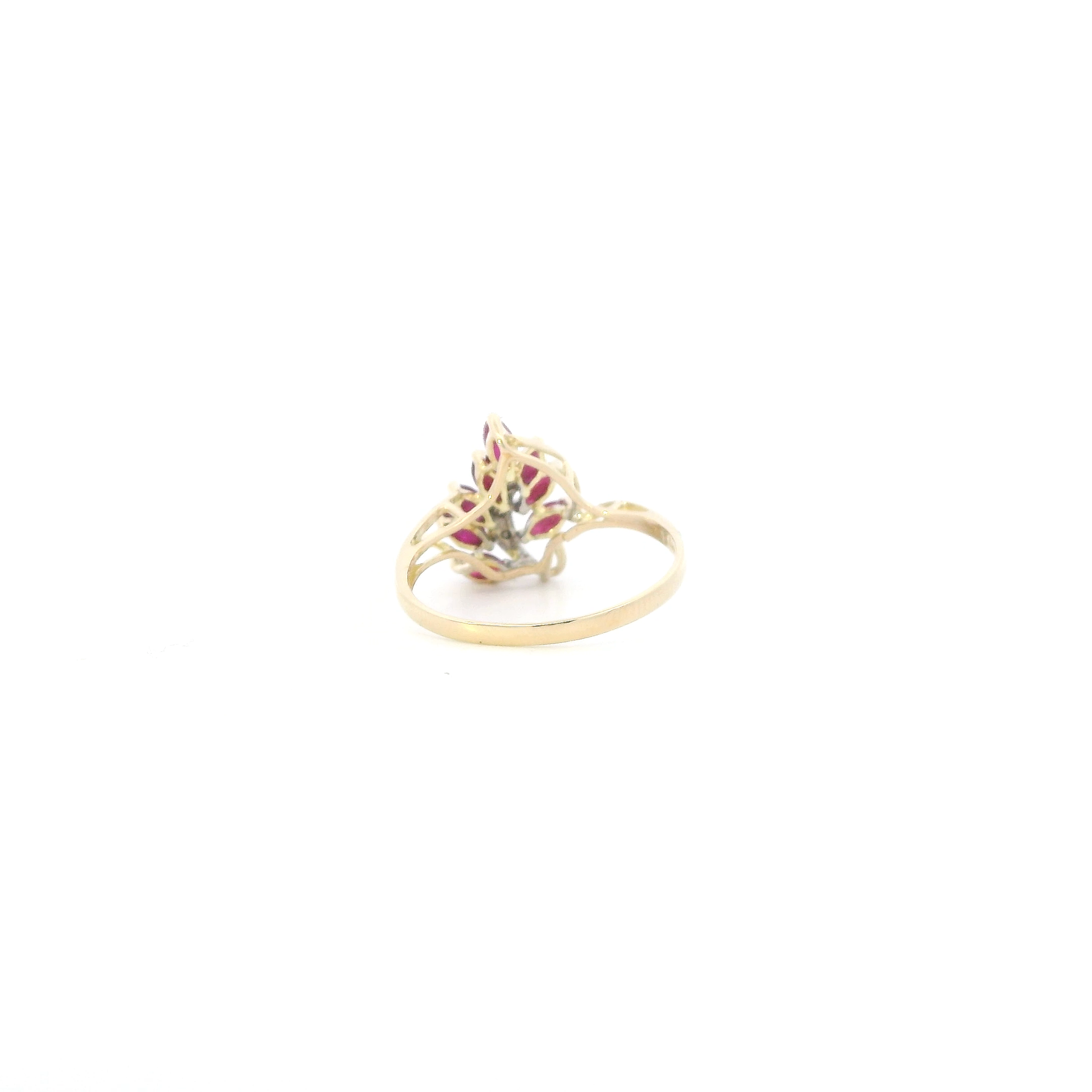 14K Yellow Gold Diamonds & Rubies Womans Ring - 0.02ct