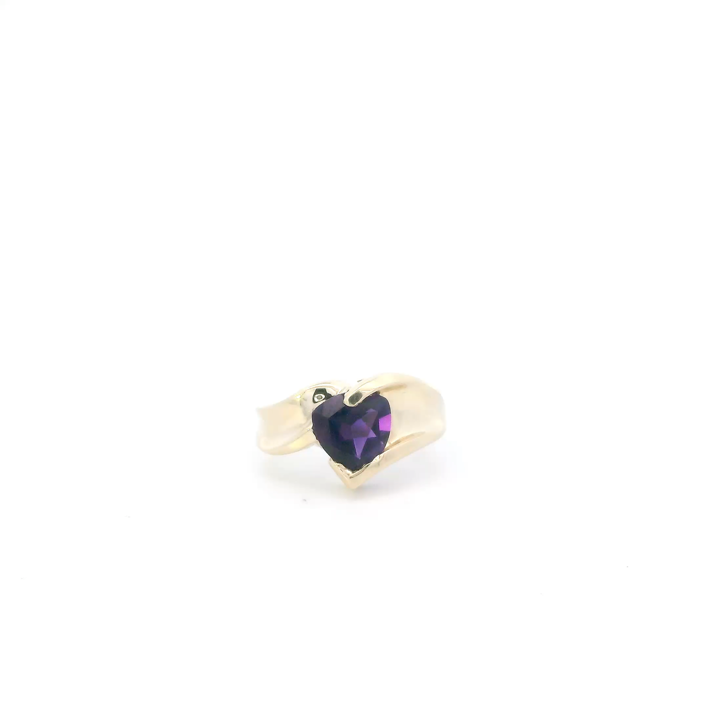 10K Yellow Gold Amethyst Heart Ring