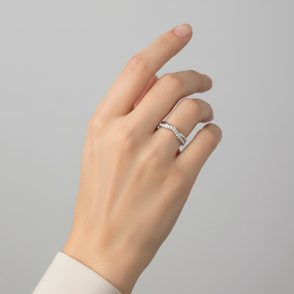 14K White Gold Diamonds Womens Ring - 0.22ct