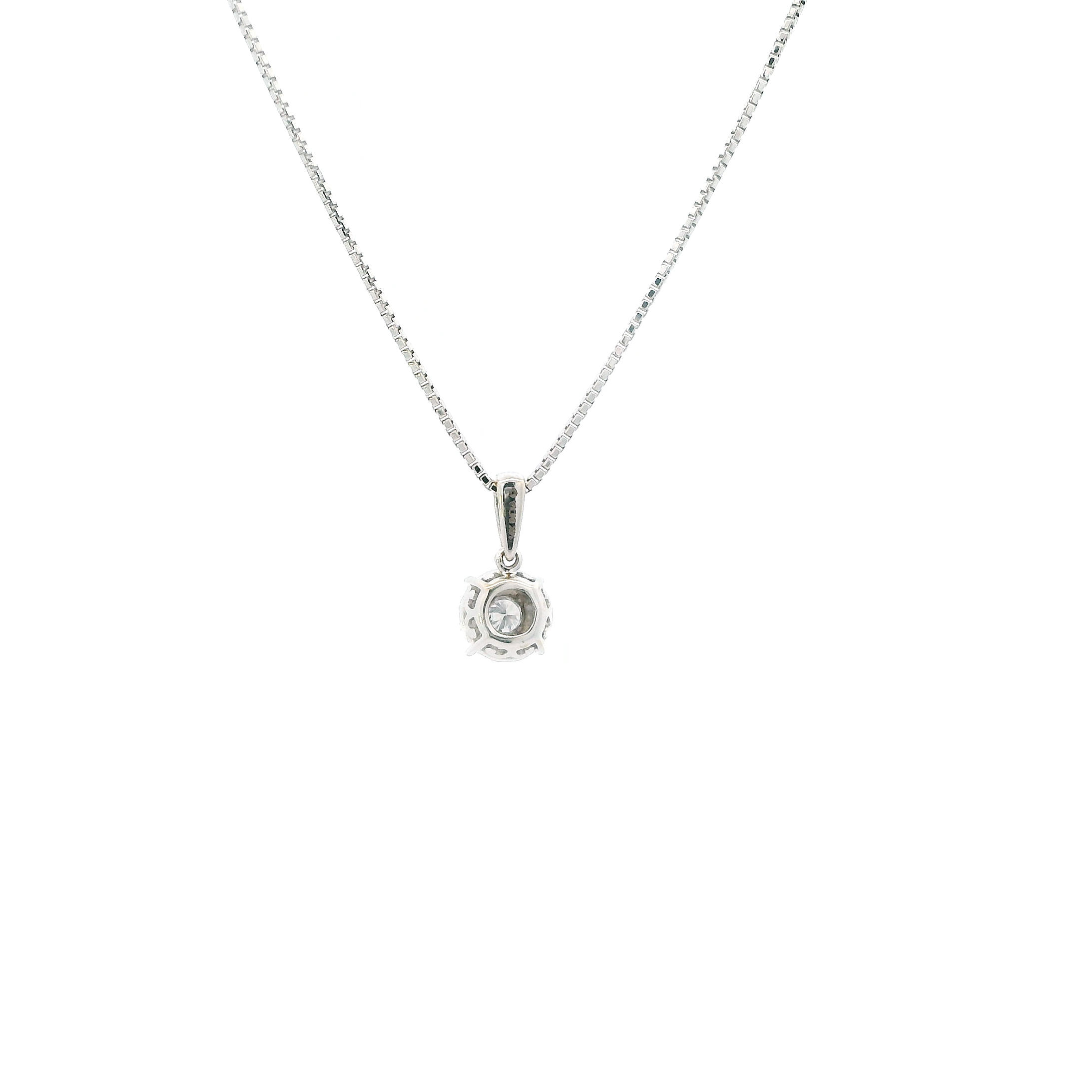 14K White Gold Diamonds Circle Pendant & 17