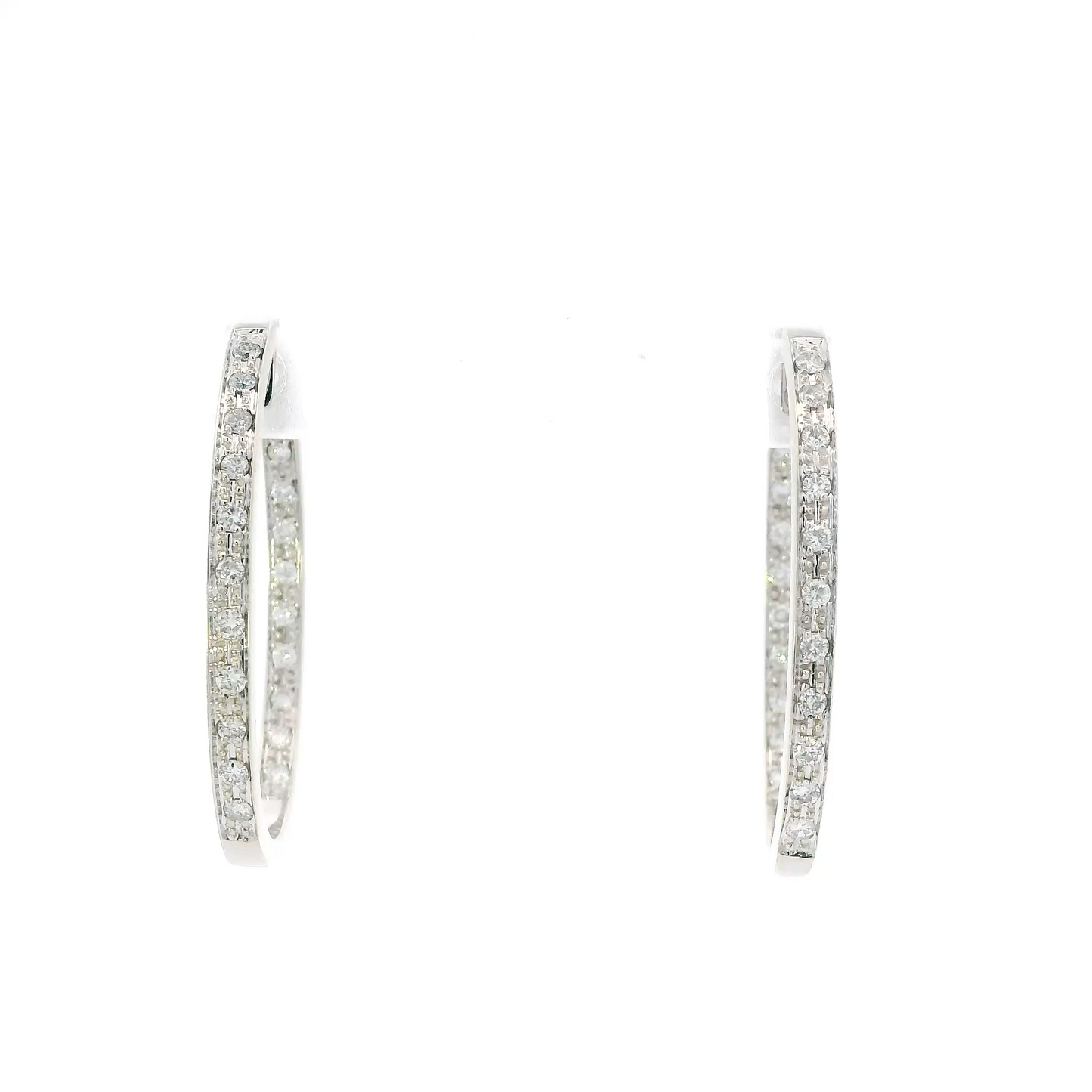 14K White Gold Diamond Oval Hoop Earrings - 0.80ct